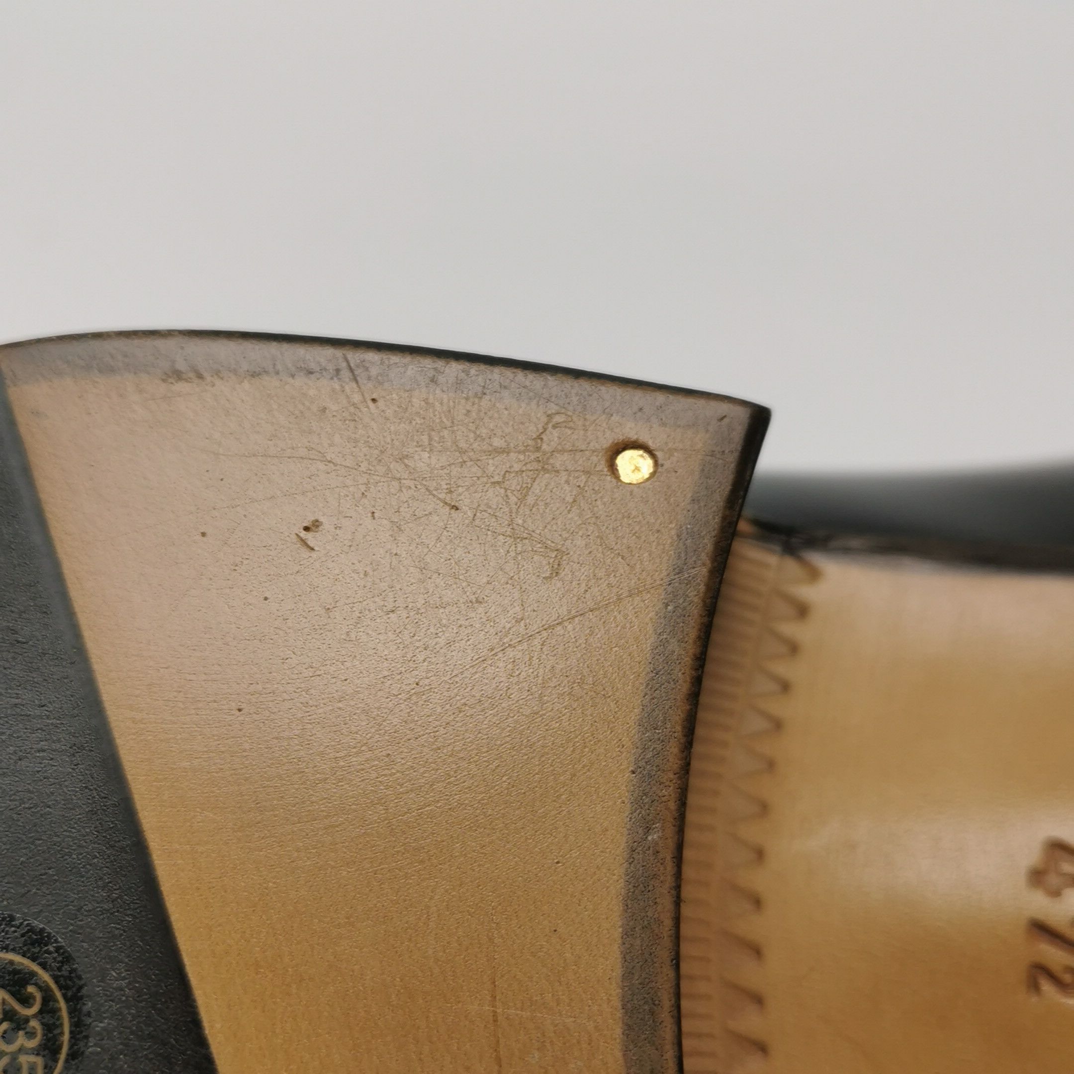 Gucci Gucci Men 5.5 Leather Size US 5.5 / EU 38 - 14 Thumbnail