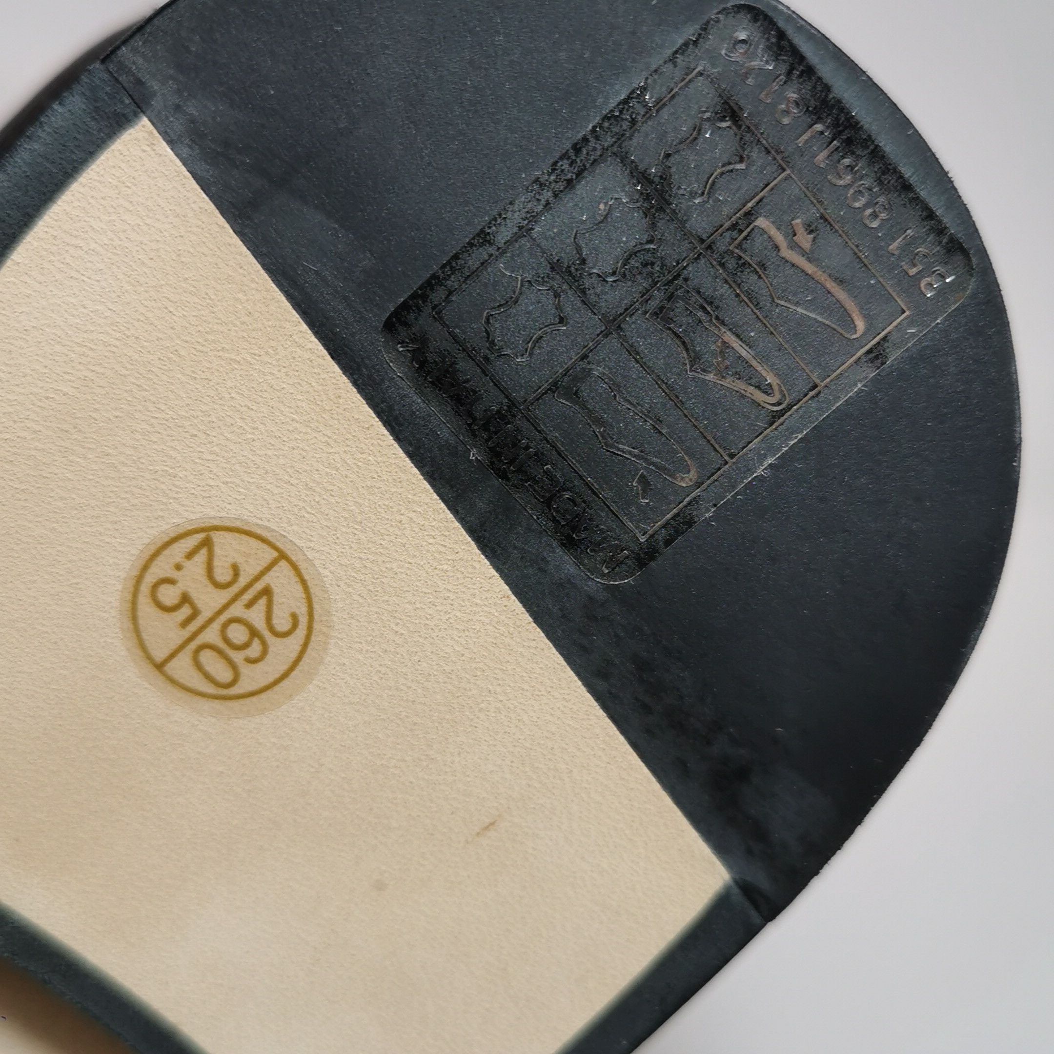 Gucci Gucci Men 7 Leather Size US 7 / EU 40 - 7 Thumbnail
