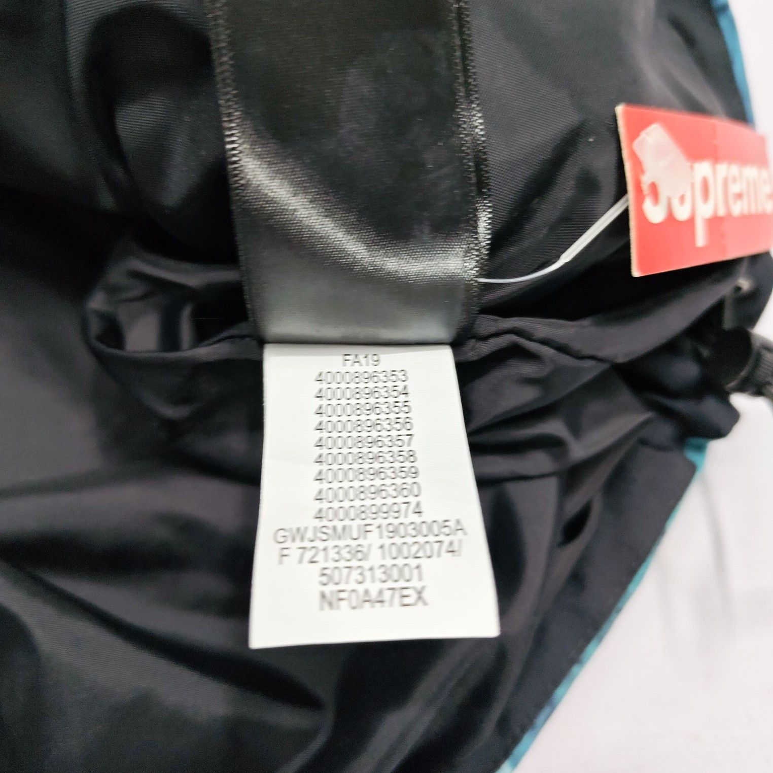 Supreme Supreme x The North Face Statue of Liberty Mountain Jacket M Size US M / EU 48-50 / 2 - 6 Thumbnail