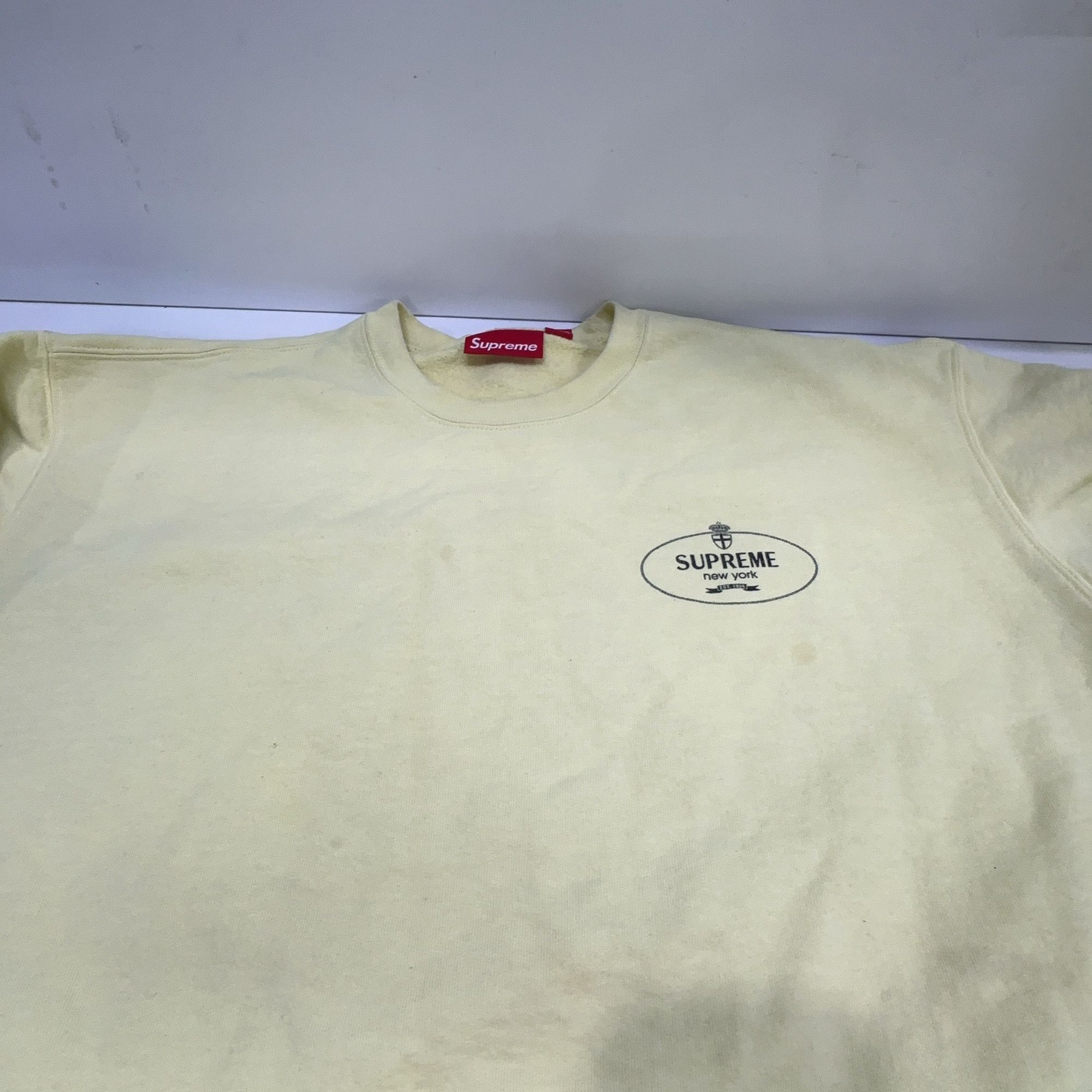 Supreme Supreme Logo Sweatshirt Size L Size US L / EU 52-54 / 3 - 7 Thumbnail