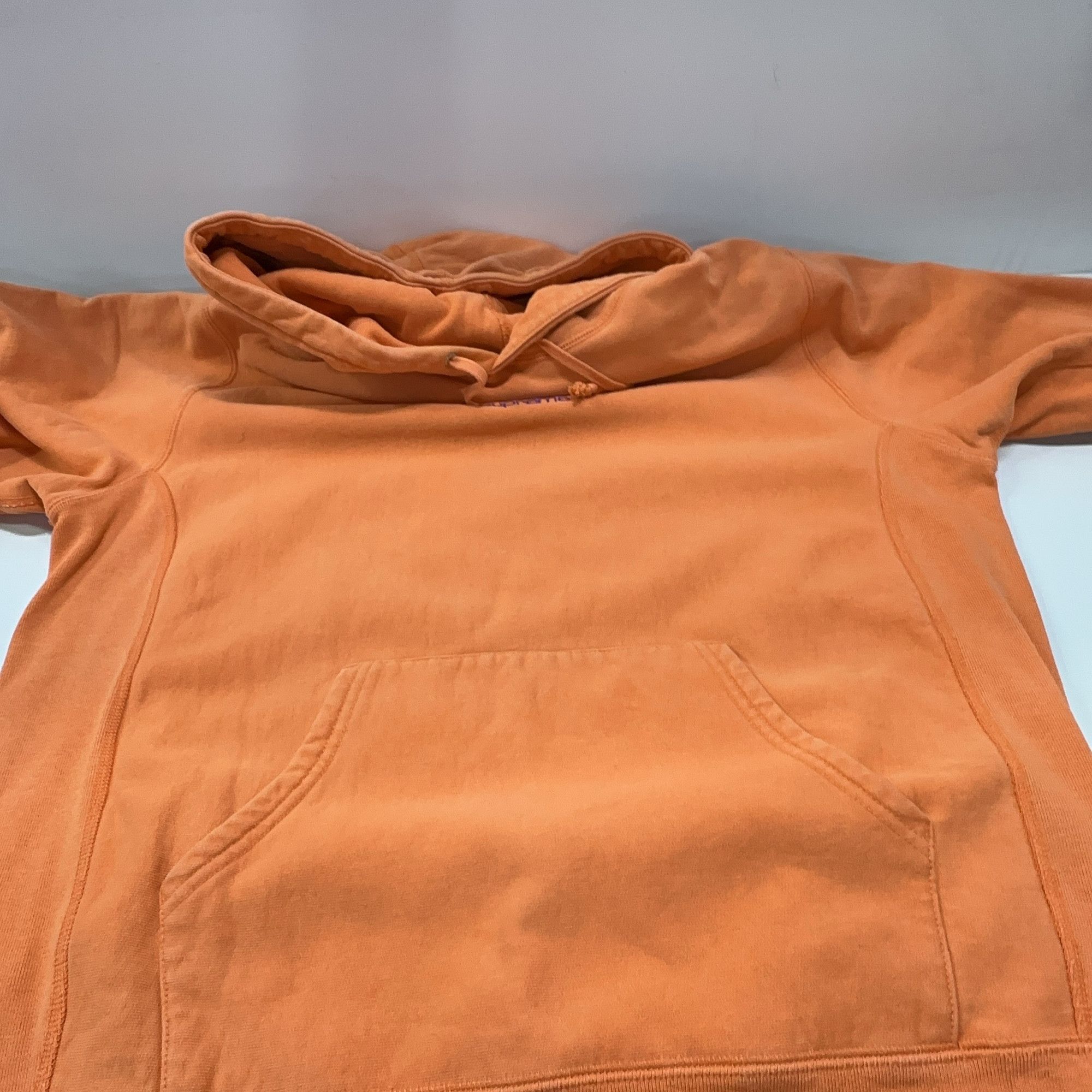 Supreme Supreme Orange Embroidered Logo Hoodie Size XL Size US XL / EU 56 / 4 - 10 Thumbnail