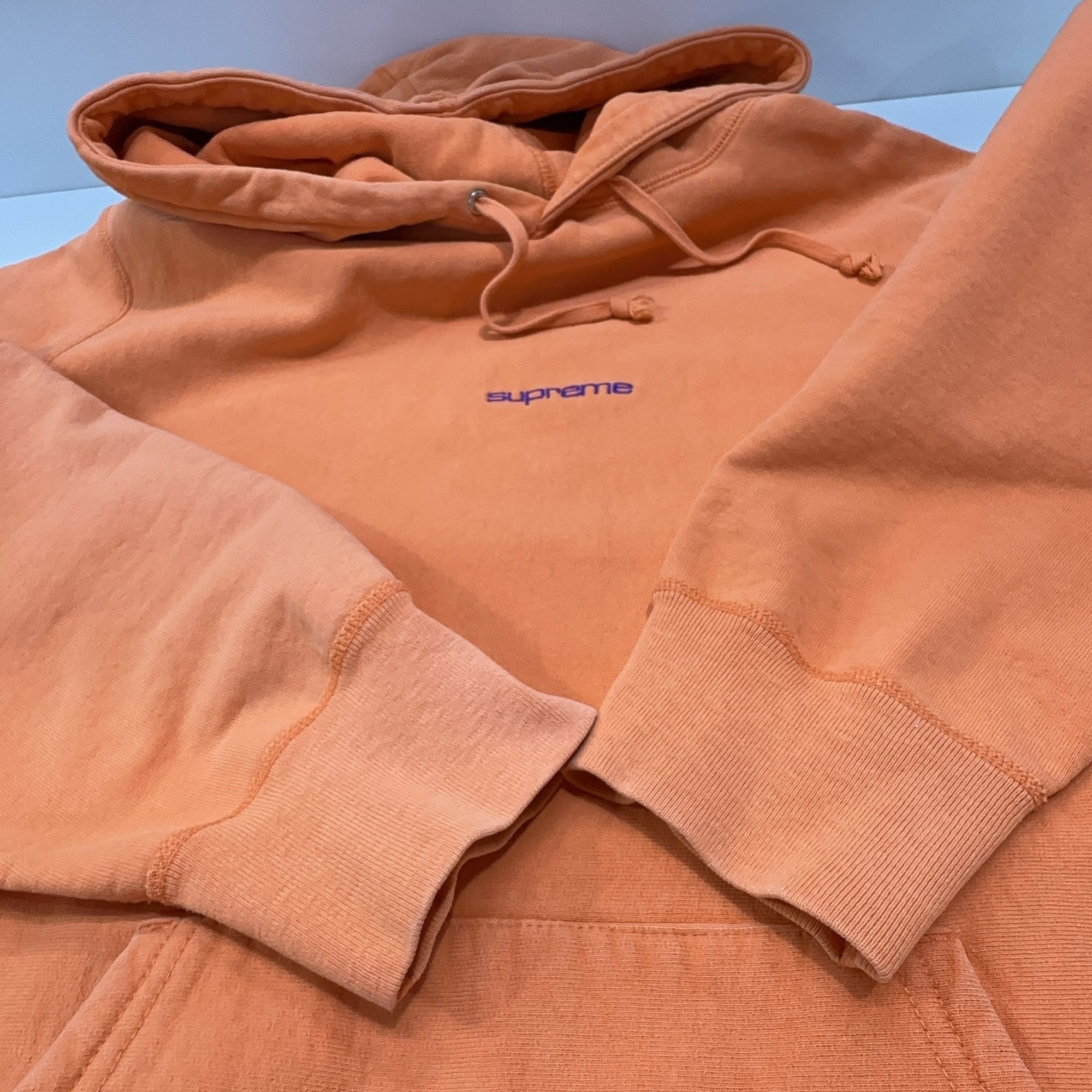 Supreme Supreme Orange Embroidered Logo Hoodie Size XL Size US XL / EU 56 / 4 - 13 Thumbnail