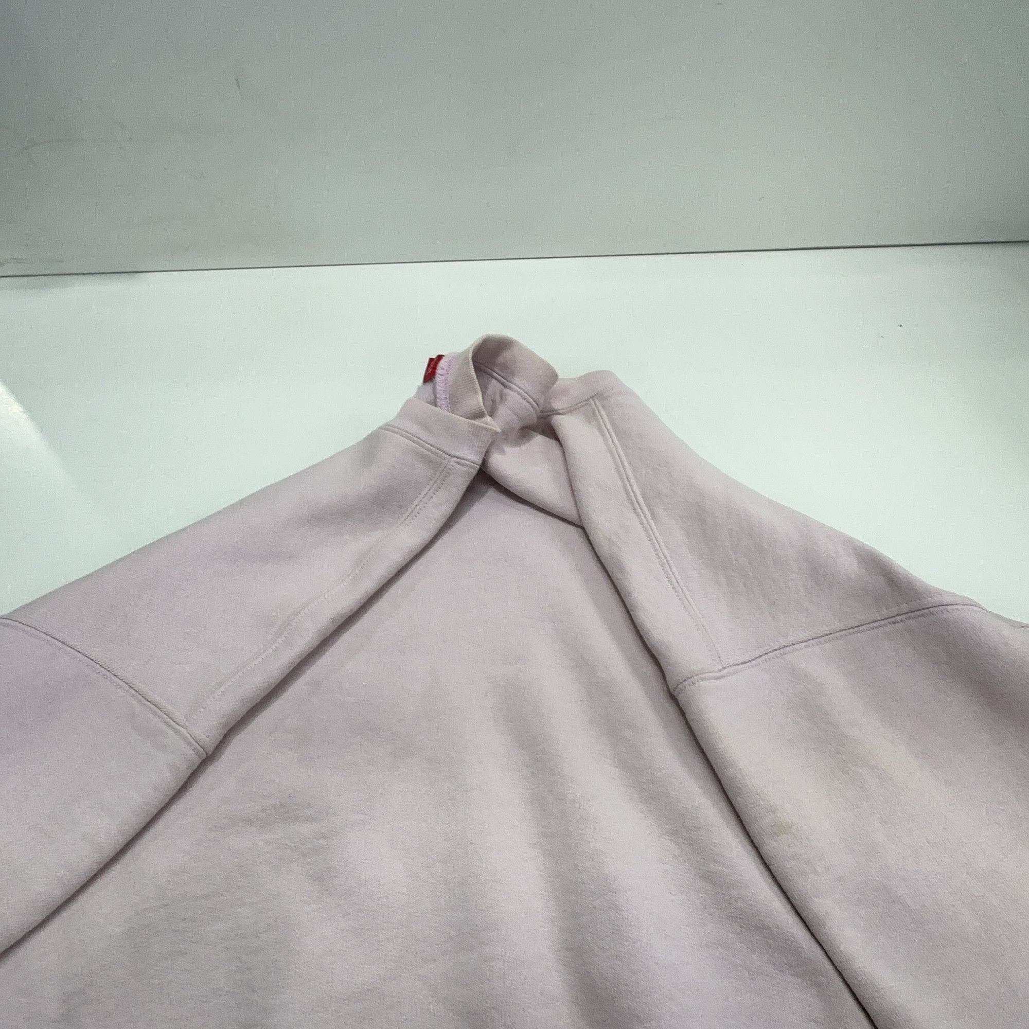 Supreme Supreme Small Box Logo Crewneck Size L Size US L / EU 52-54 / 3 - 17 Thumbnail