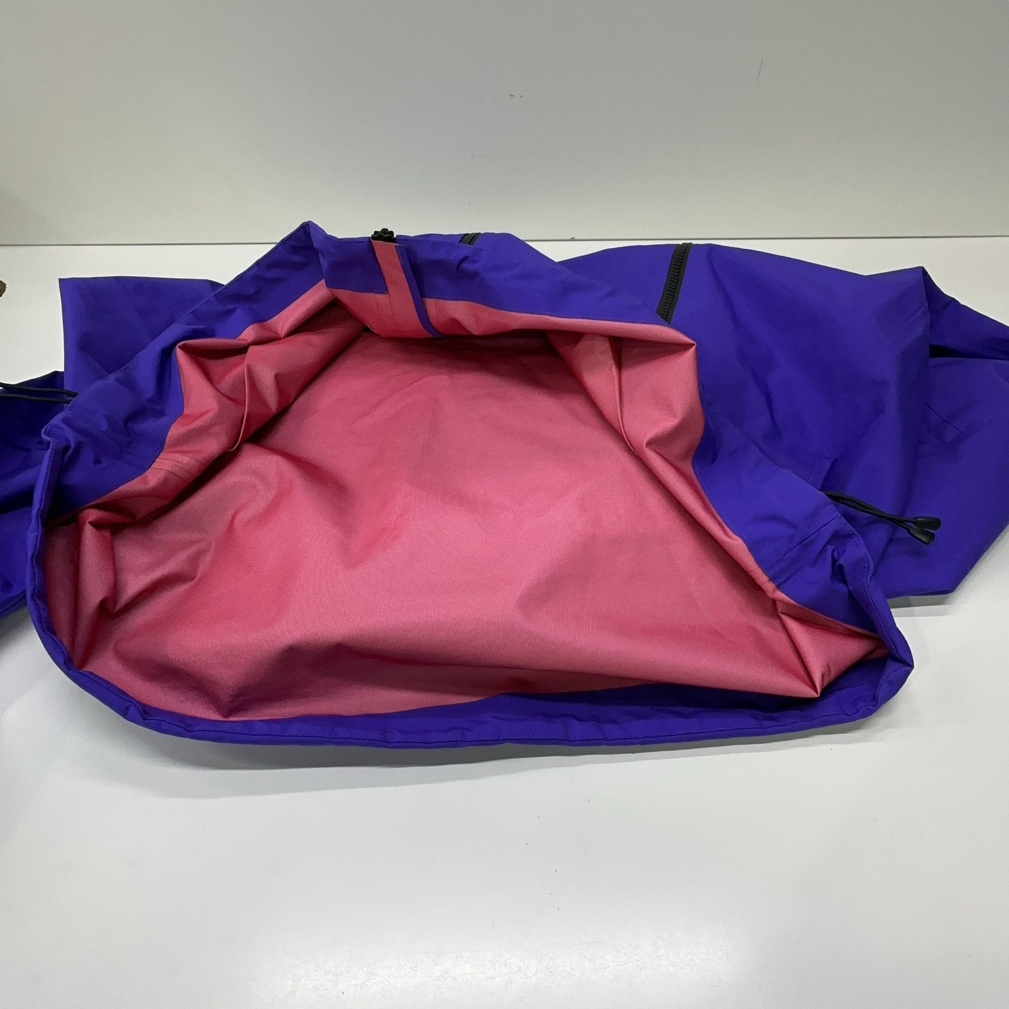 Supreme Supreme GORE-TEX Taped Seam Shell Jacket Size L Size US L / EU 52-54 / 3 - 12 Thumbnail
