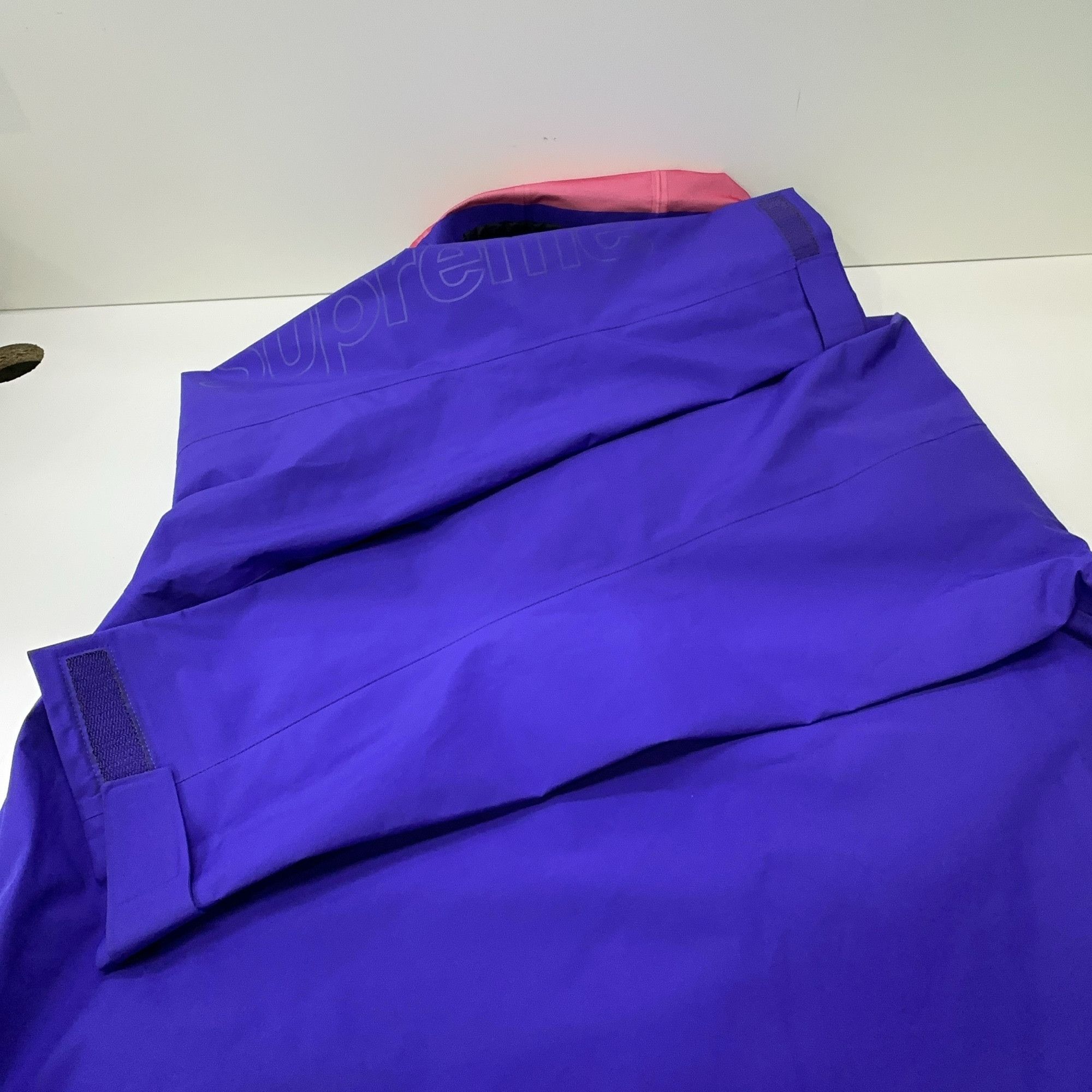 Supreme Supreme GORE-TEX Taped Seam Shell Jacket Size L Size US L / EU 52-54 / 3 - 15 Thumbnail
