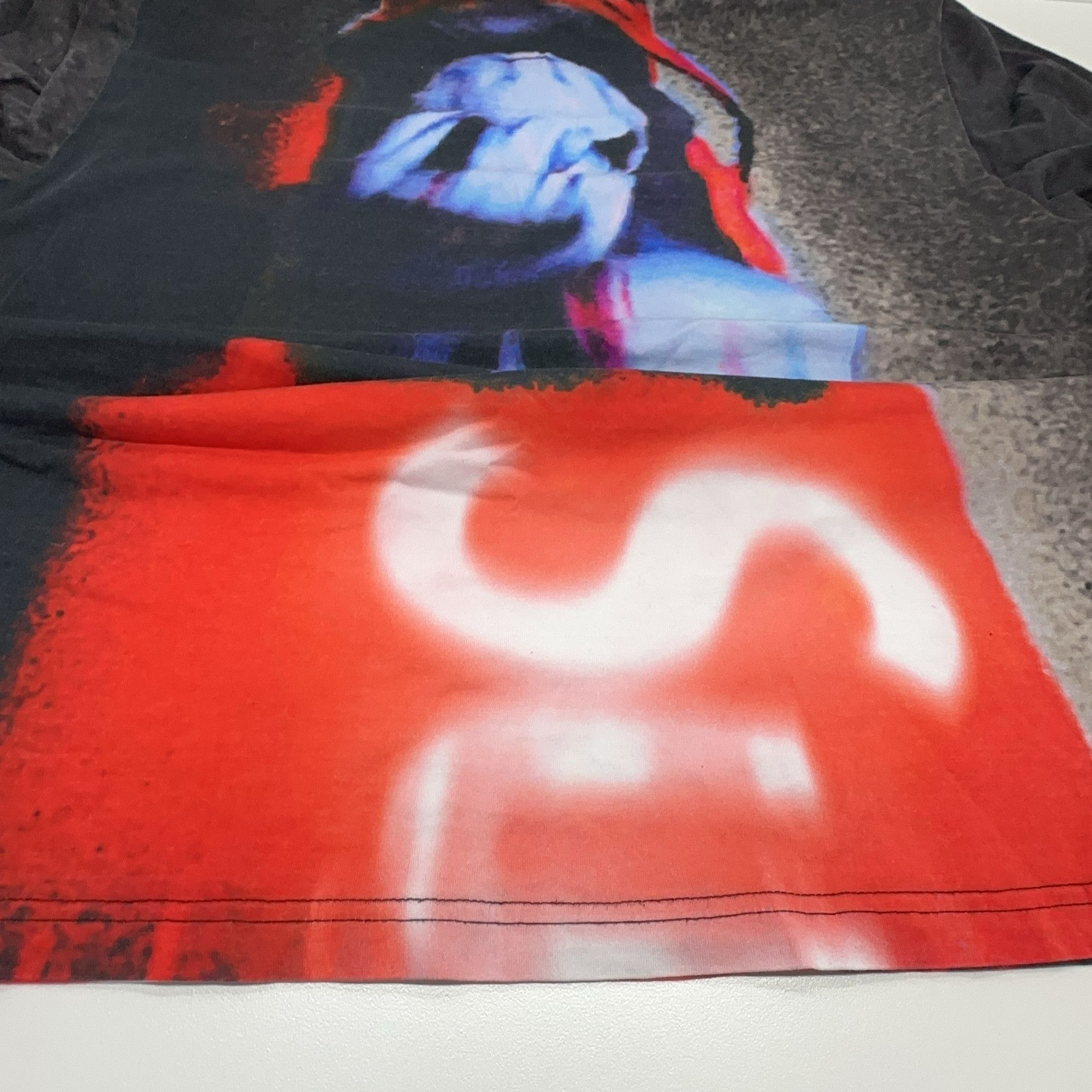 Supreme Supreme Blur Graphic Long Sleeve T-Shirt Size M Size US M / EU 48-50 / 2 - 10 Thumbnail