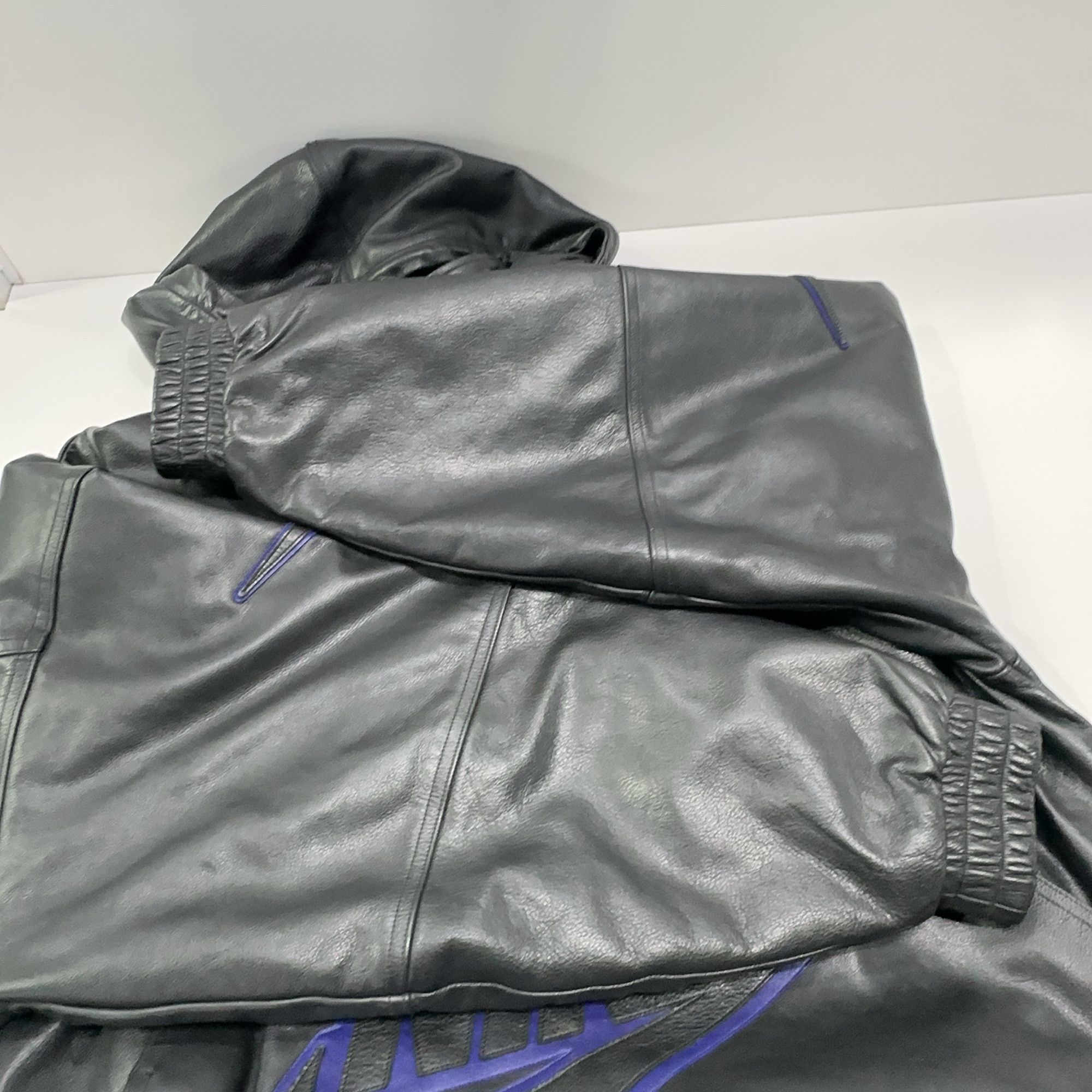 Supreme Supreme x Nike Leather Anorak Size L Size US L / EU 52-54 / 3 - 11 Thumbnail