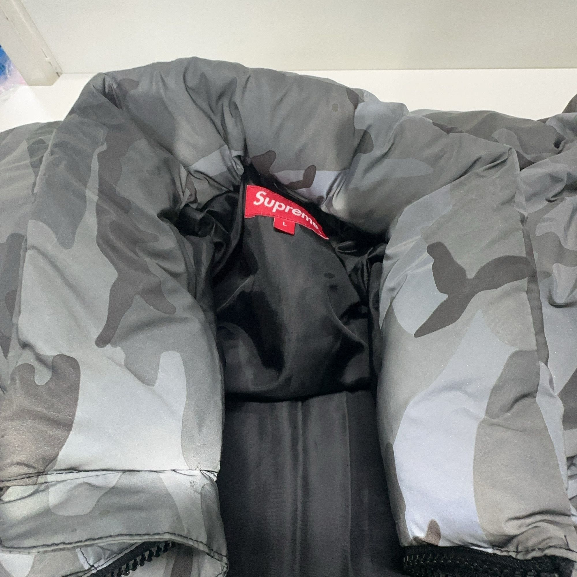 Supreme Supreme Reflective Camo Down Jacket Size L Size US L / EU 52-54 / 3 - 5 Thumbnail