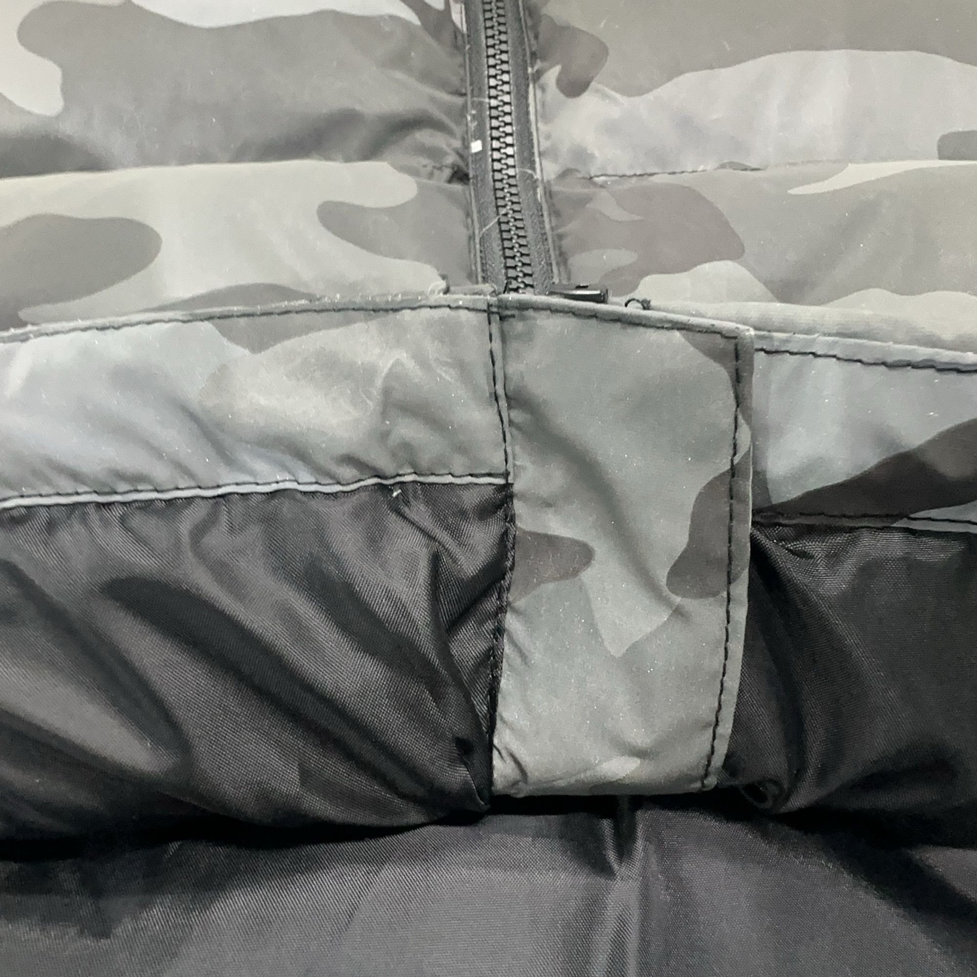 Supreme Supreme Reflective Camo Down Jacket Size L Size US L / EU 52-54 / 3 - 8 Thumbnail