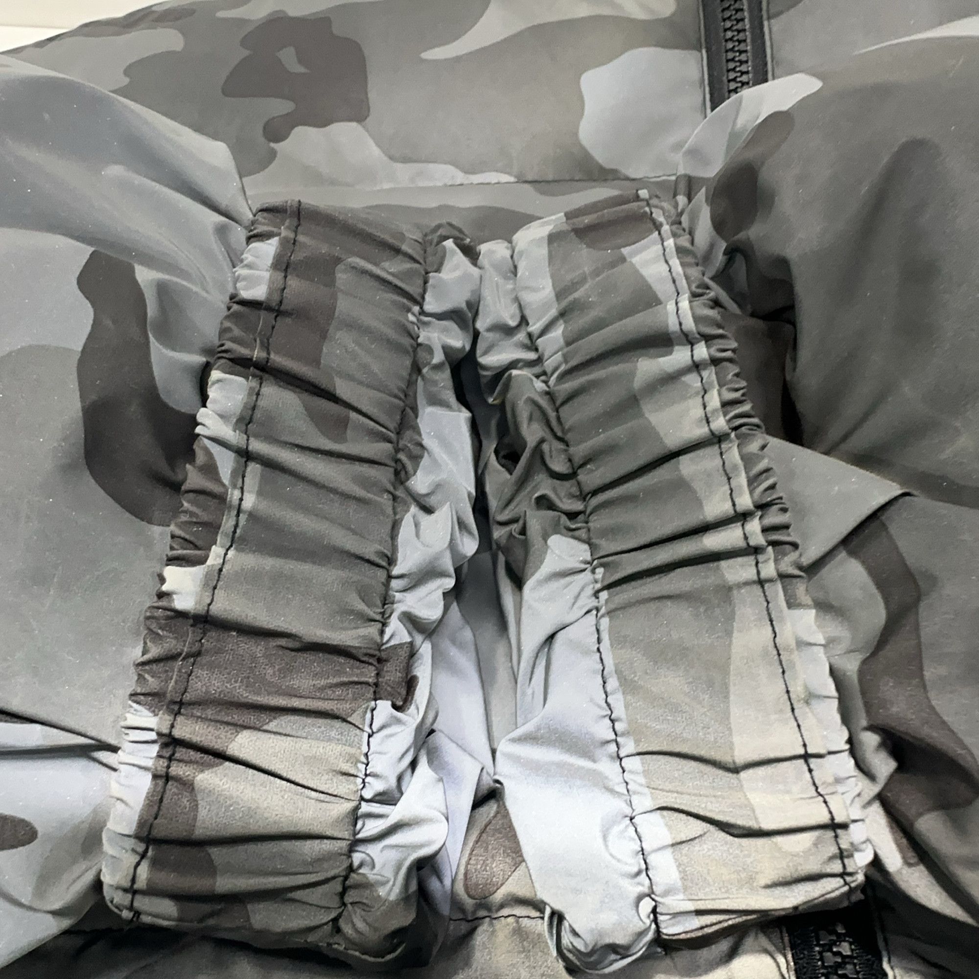 Supreme Supreme Reflective Camo Down Jacket Size L Size US L / EU 52-54 / 3 - 10 Thumbnail