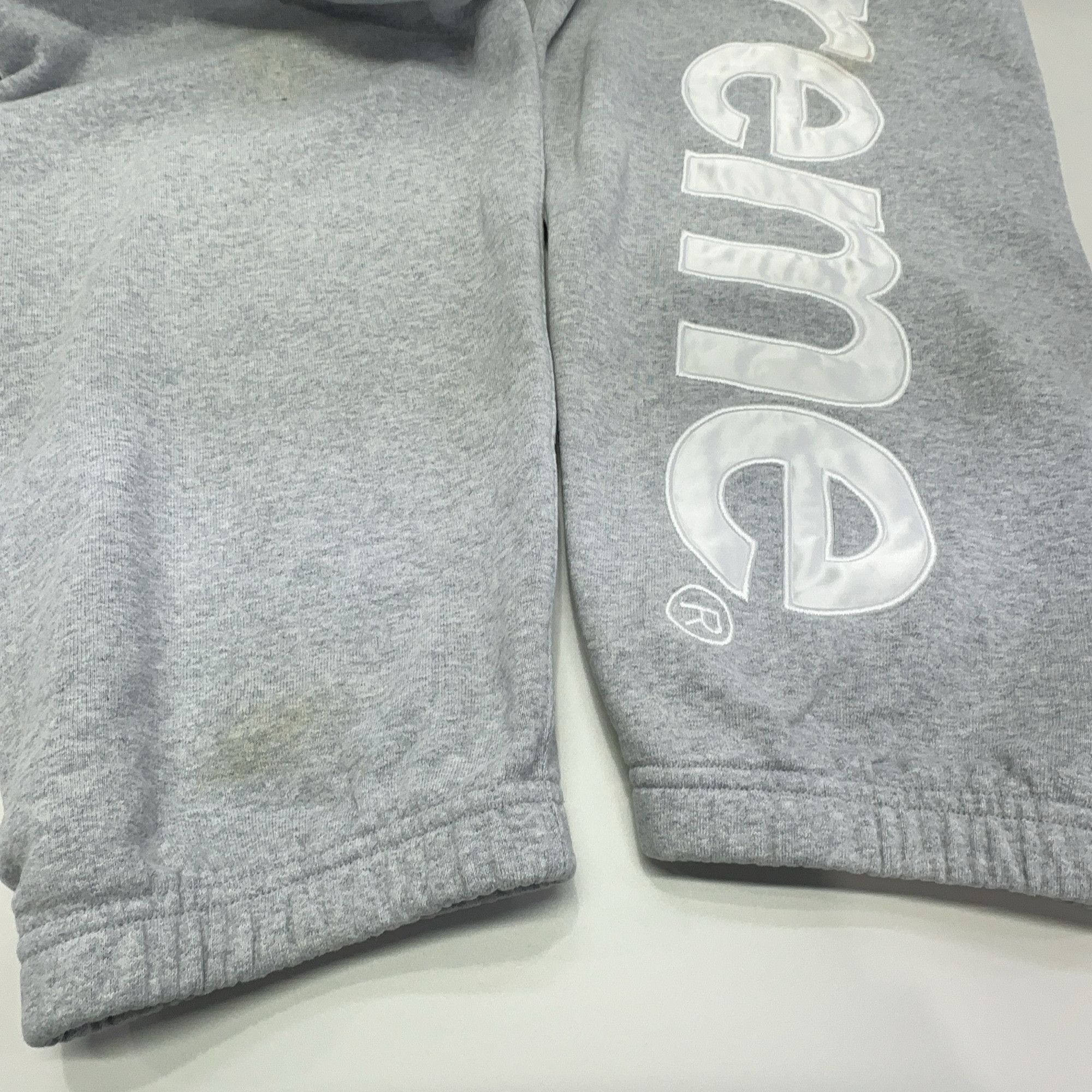 Supreme Supreme Satin Appliqué Sweatpants Size S Size US 30 / EU 46 - 9 Thumbnail