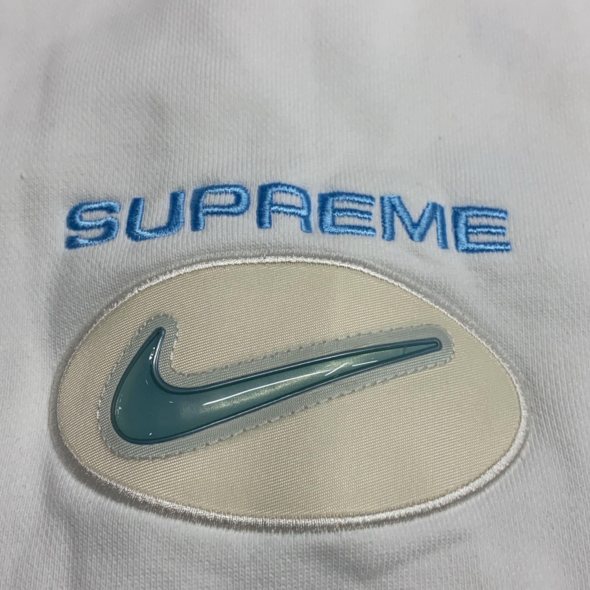 Supreme Supreme x Nike Jewel Crewneck Size L Size US L / EU 52-54 / 3 - 4 Thumbnail