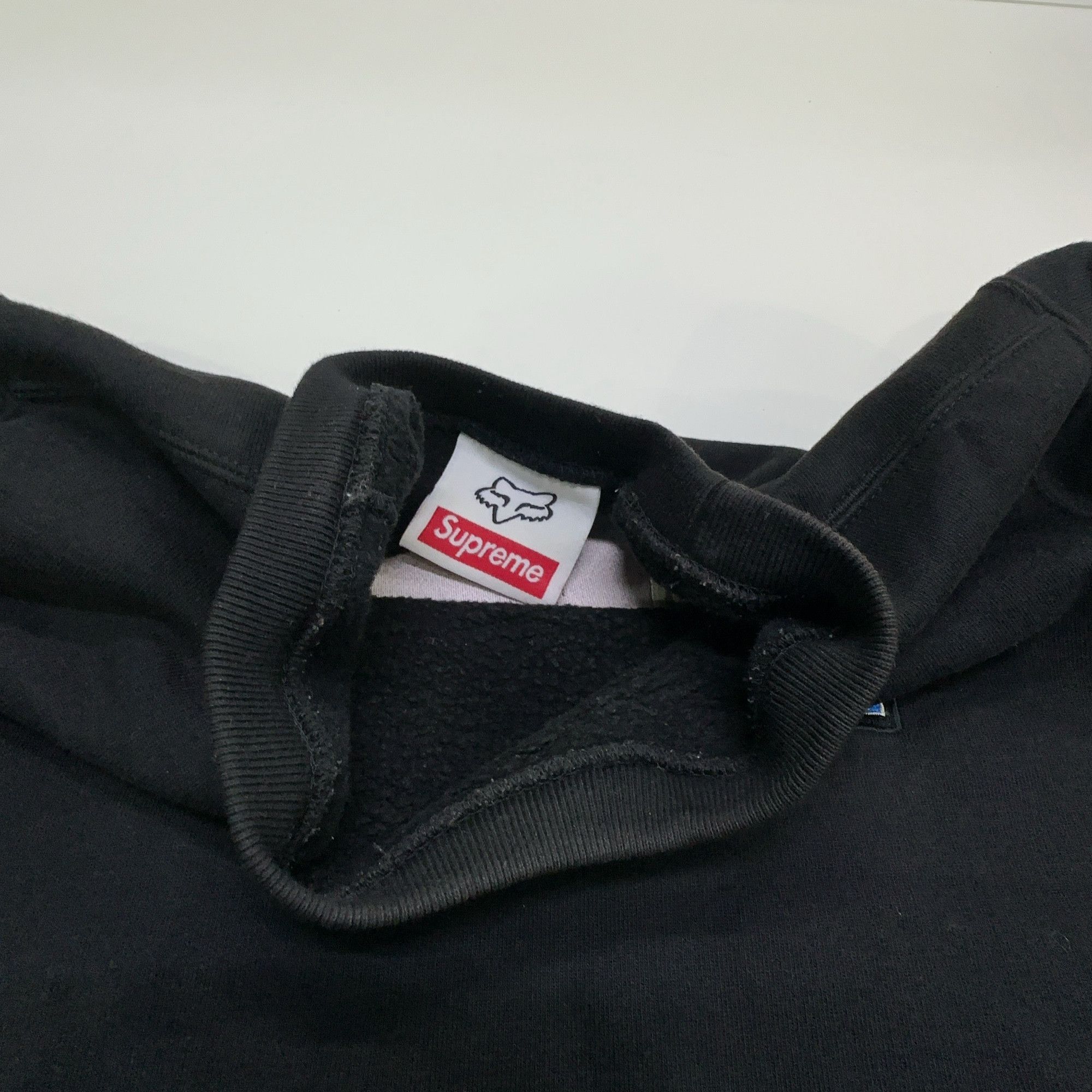 Supreme Supreme x Honda x Fox Racing Crewneck Size S Size US S / EU 44-46 / 1 - 5 Thumbnail