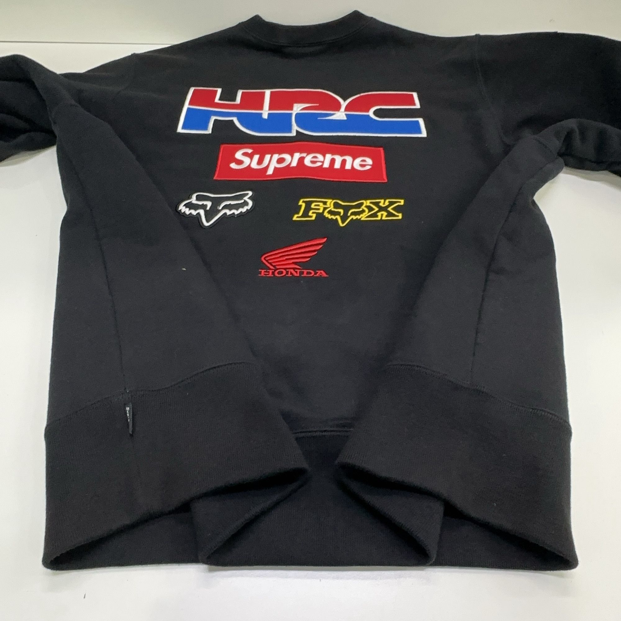 Supreme Supreme x Honda x Fox Racing Crewneck Size S Size US S / EU 44-46 / 1 - 13 Thumbnail