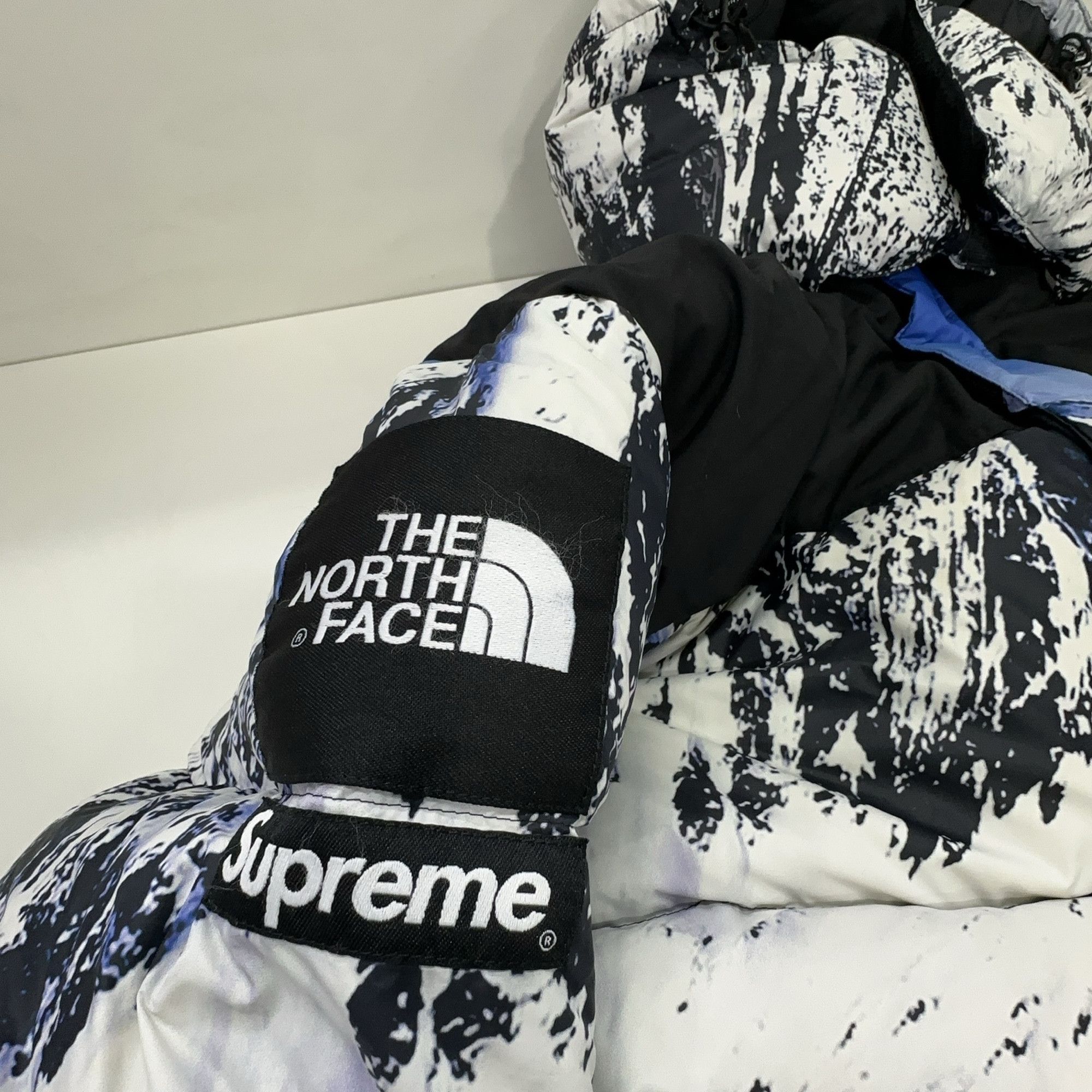Supreme Supreme x The North Face Mountain Down Jacket Size M Size US M / EU 48-50 / 2 - 7 Thumbnail