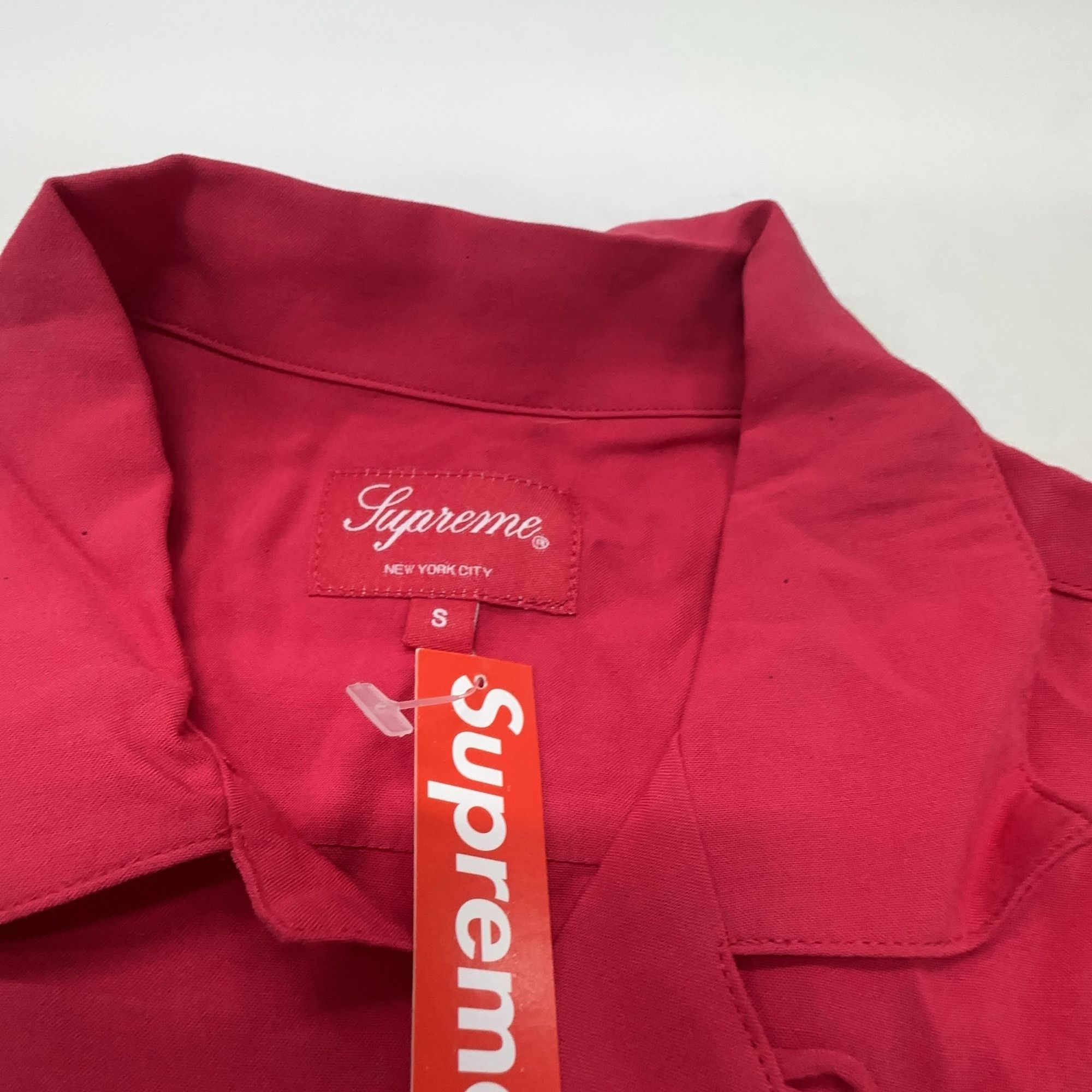 Supreme Supreme Dragon Embroidery Rayon Shirt Size S Size US S / EU 44-46 / 1 - 3 Thumbnail