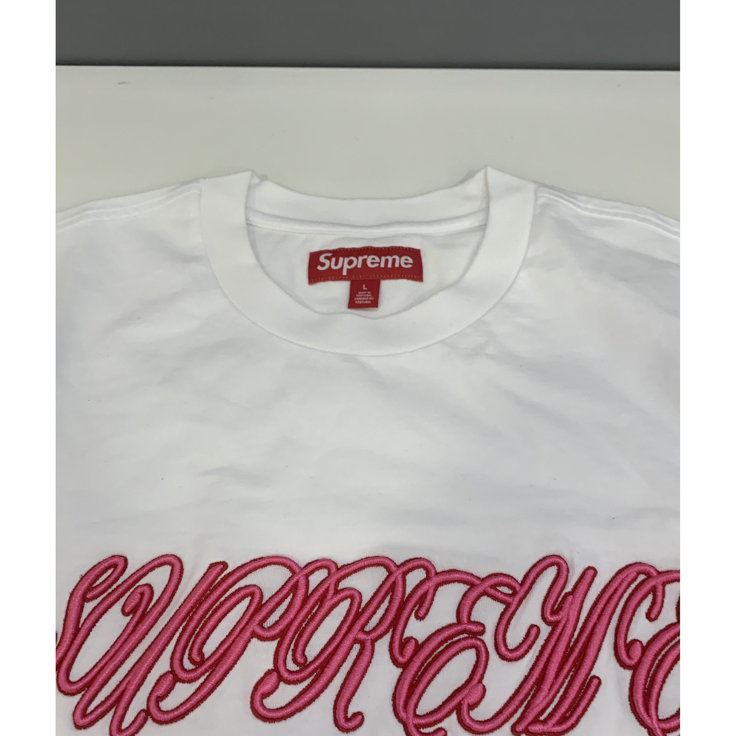 Supreme Supreme Raised Script S/S Top Size L Size US L / EU 52-54 / 3 - 6 Thumbnail