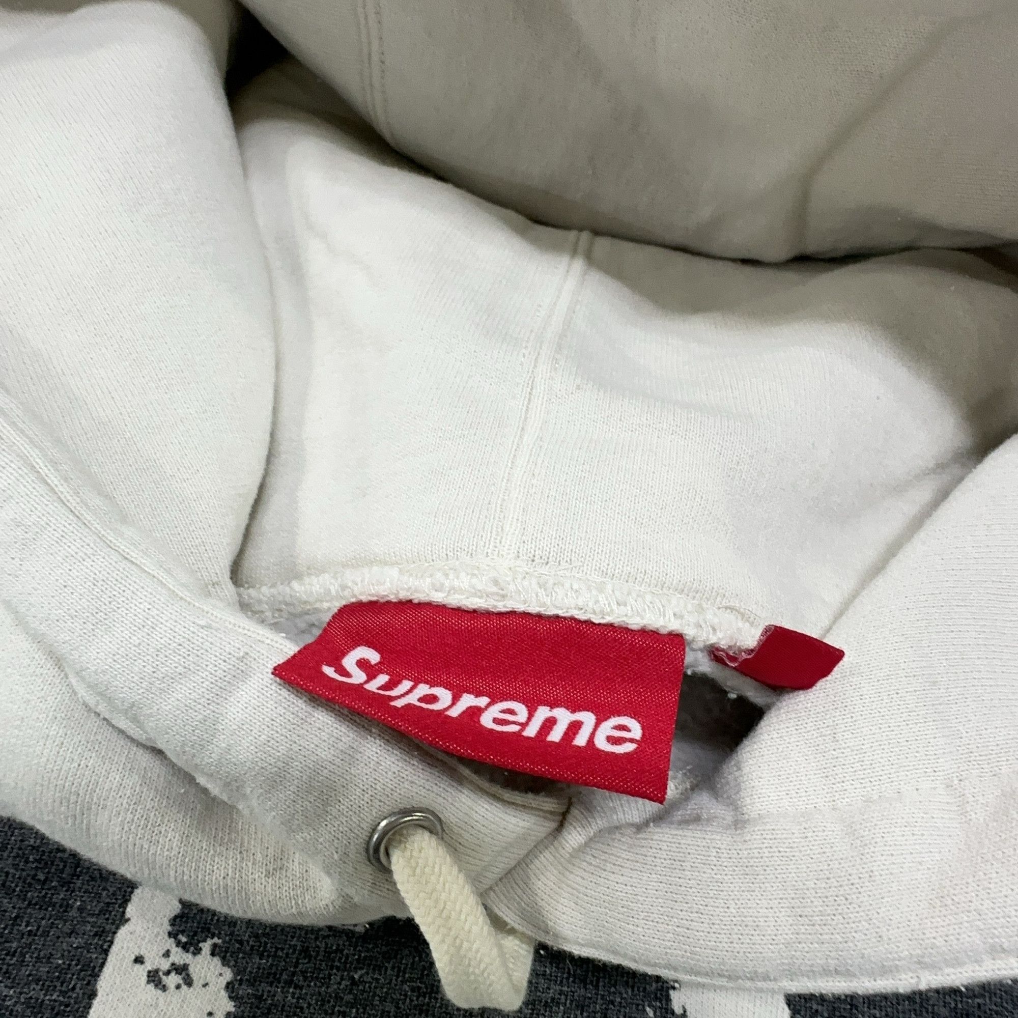 Supreme Supreme The Exorcist Hoodie Natural Size XL Size US XL / EU 56 / 4 - 5 Thumbnail