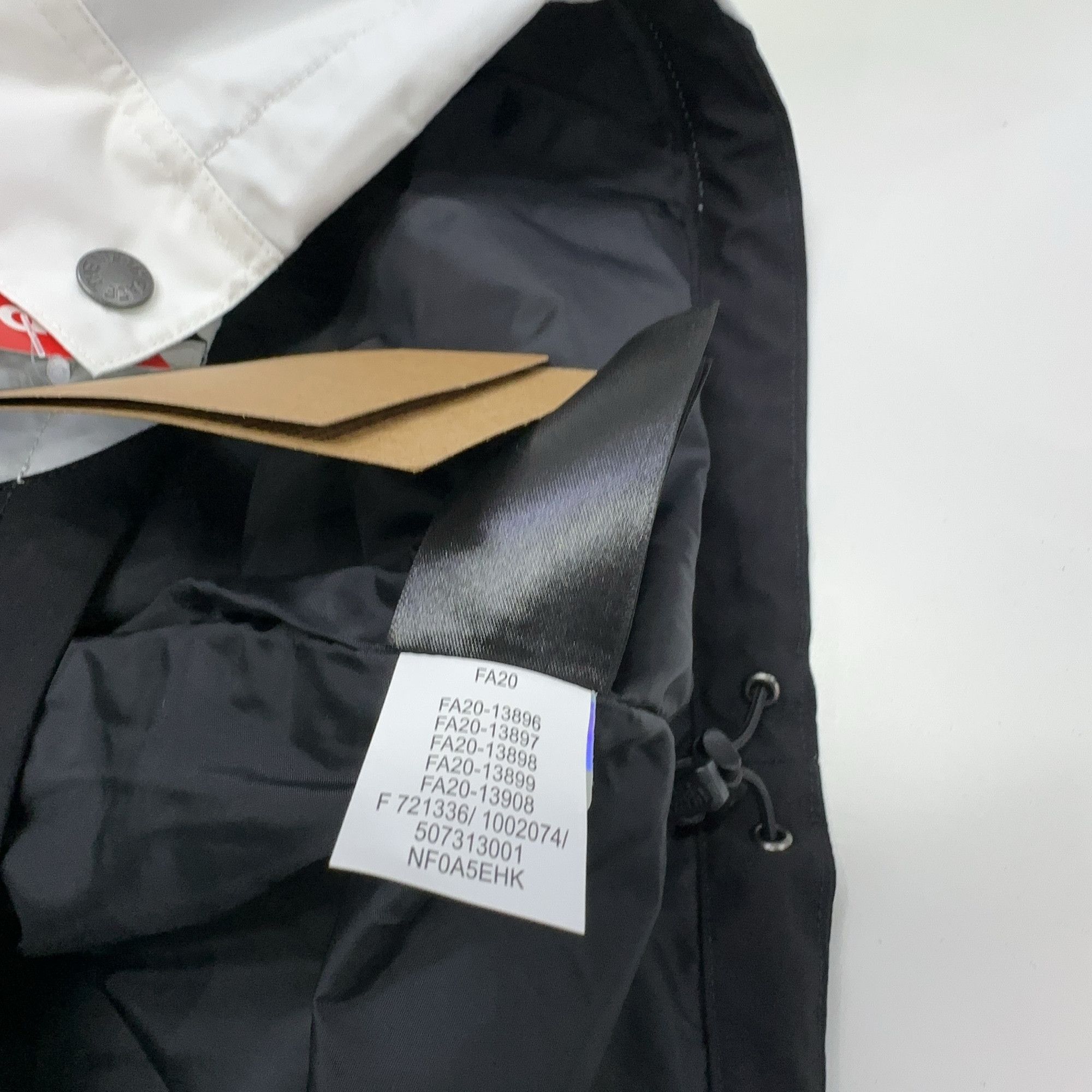 Supreme Supreme x The North Face S Logo Mountain Jacket Size L Size US L / EU 52-54 / 3 - 4 Thumbnail