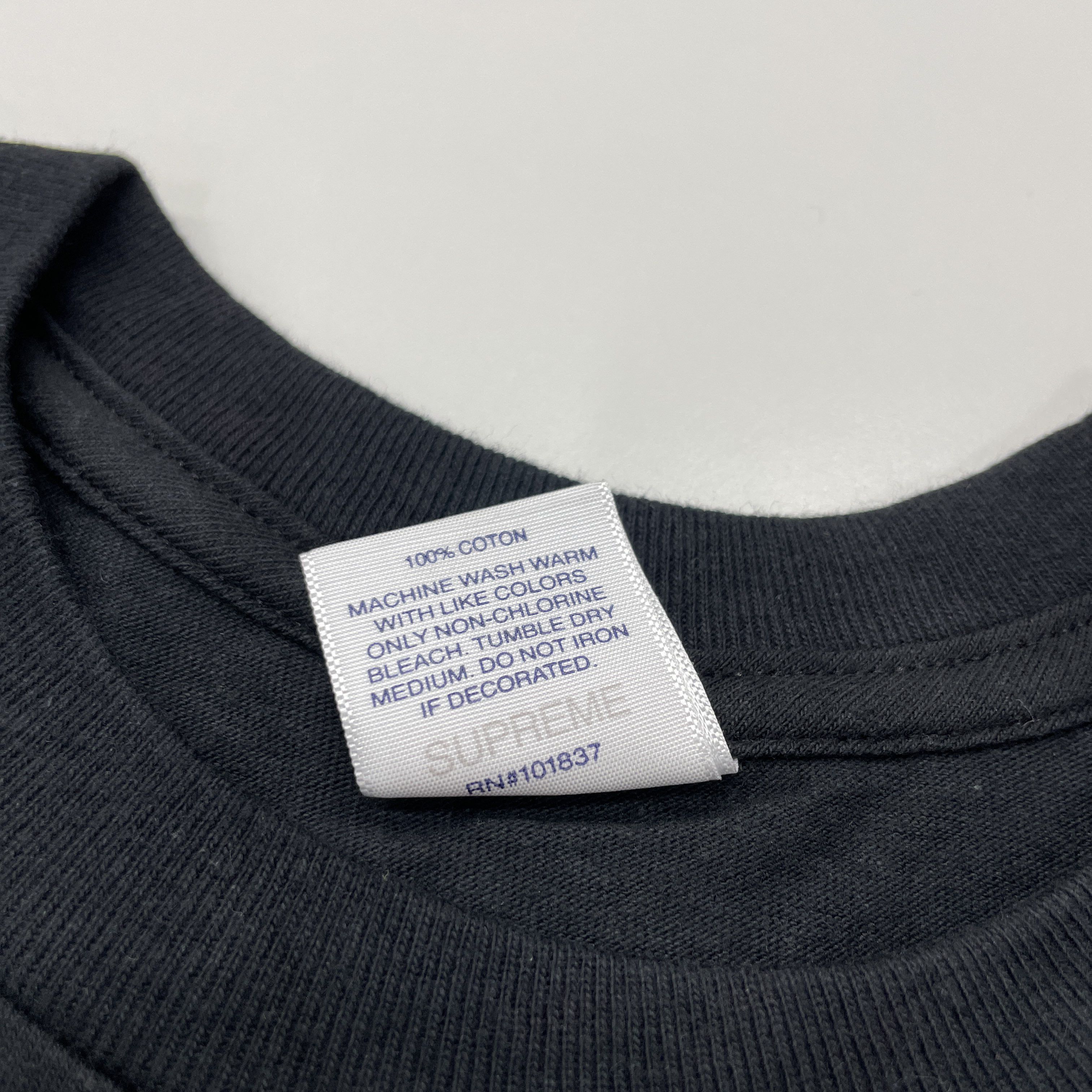Supreme Supreme Nuova York Logo T-Shirt Size L Size US L / EU 52-54 / 3 - 4 Thumbnail