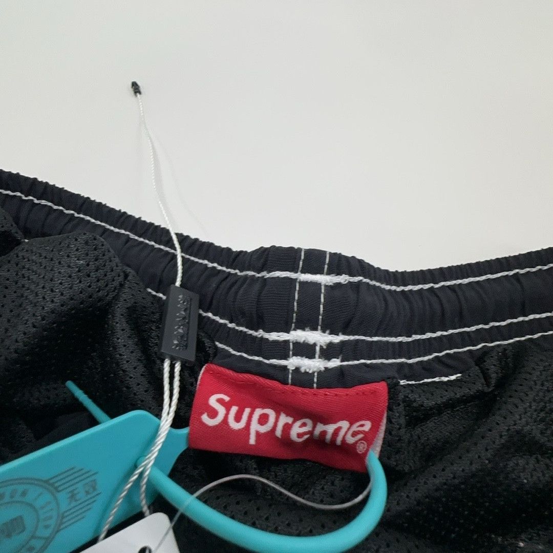 Supreme Supreme Arc Logo Water Shorts Size M Size US 32 / EU 48 - 3 Thumbnail
