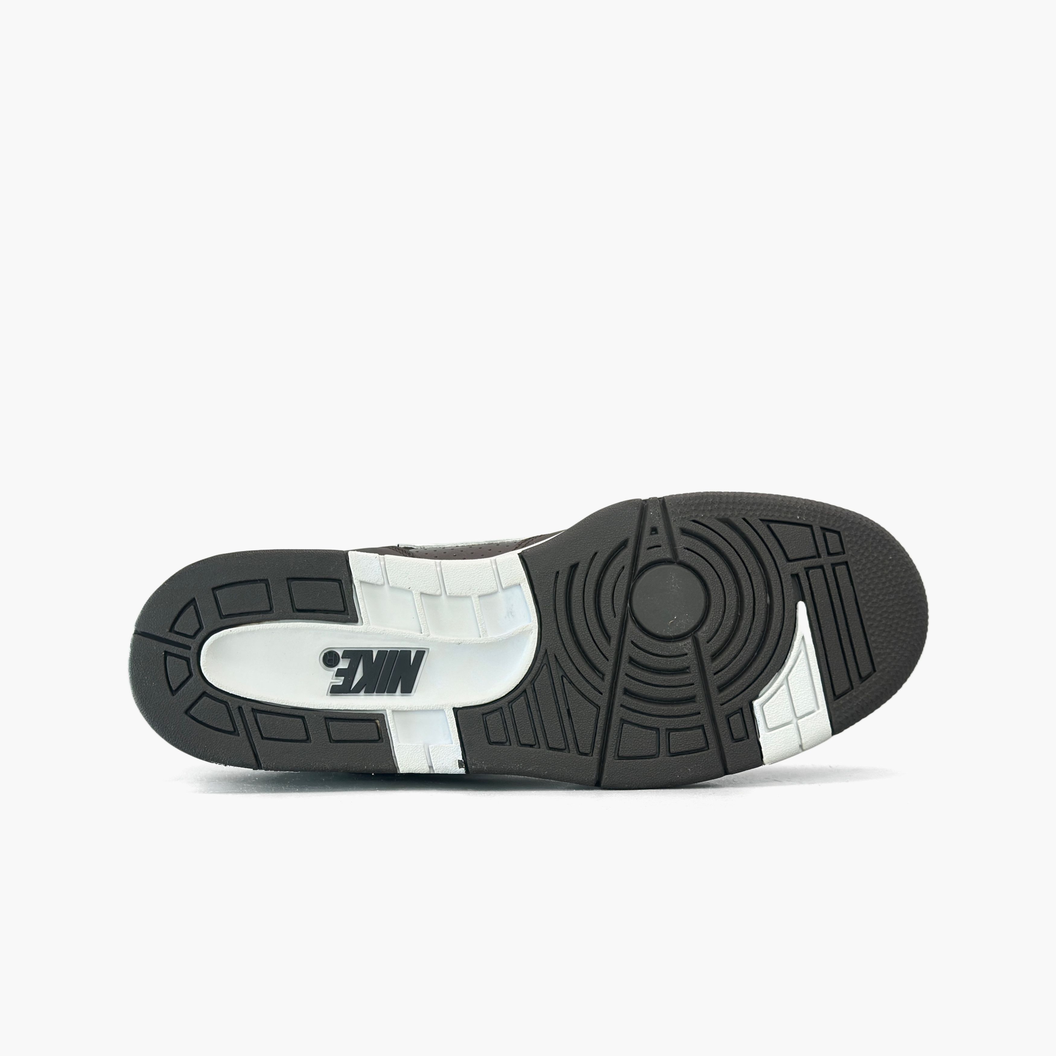 Nike Supreme x Nike SB Air Force 2 Low Brown Size 9 Size US 9 / EU 42 - 7 Thumbnail