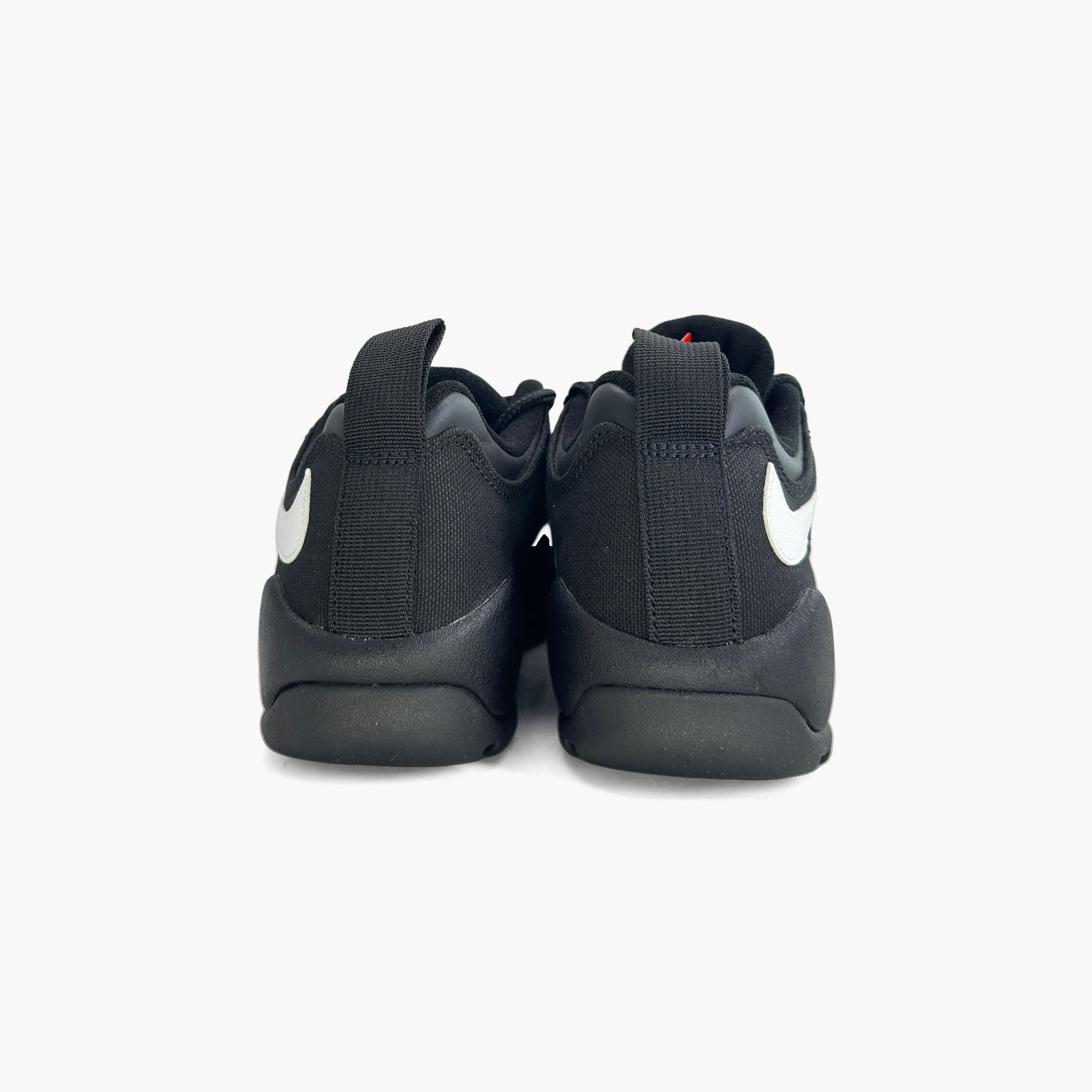 Nike × Supreme Supreme x Nike SB Darwin Low Black Size 7.5 Size US 7.5 / EU 40-41 - 6 Thumbnail