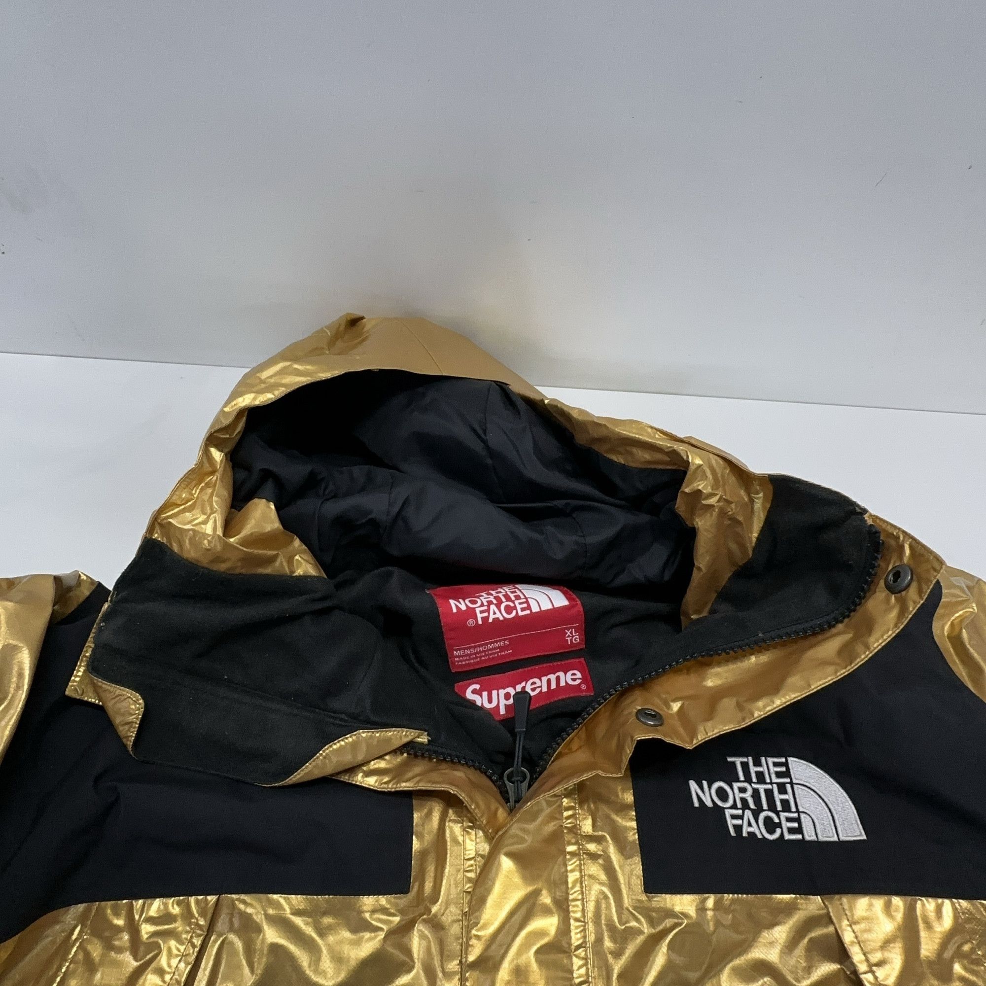 Supreme Supreme x The North Face Metallic Mountain Parka Gold XL Size US XL / EU 56 / 4 - 6 Thumbnail
