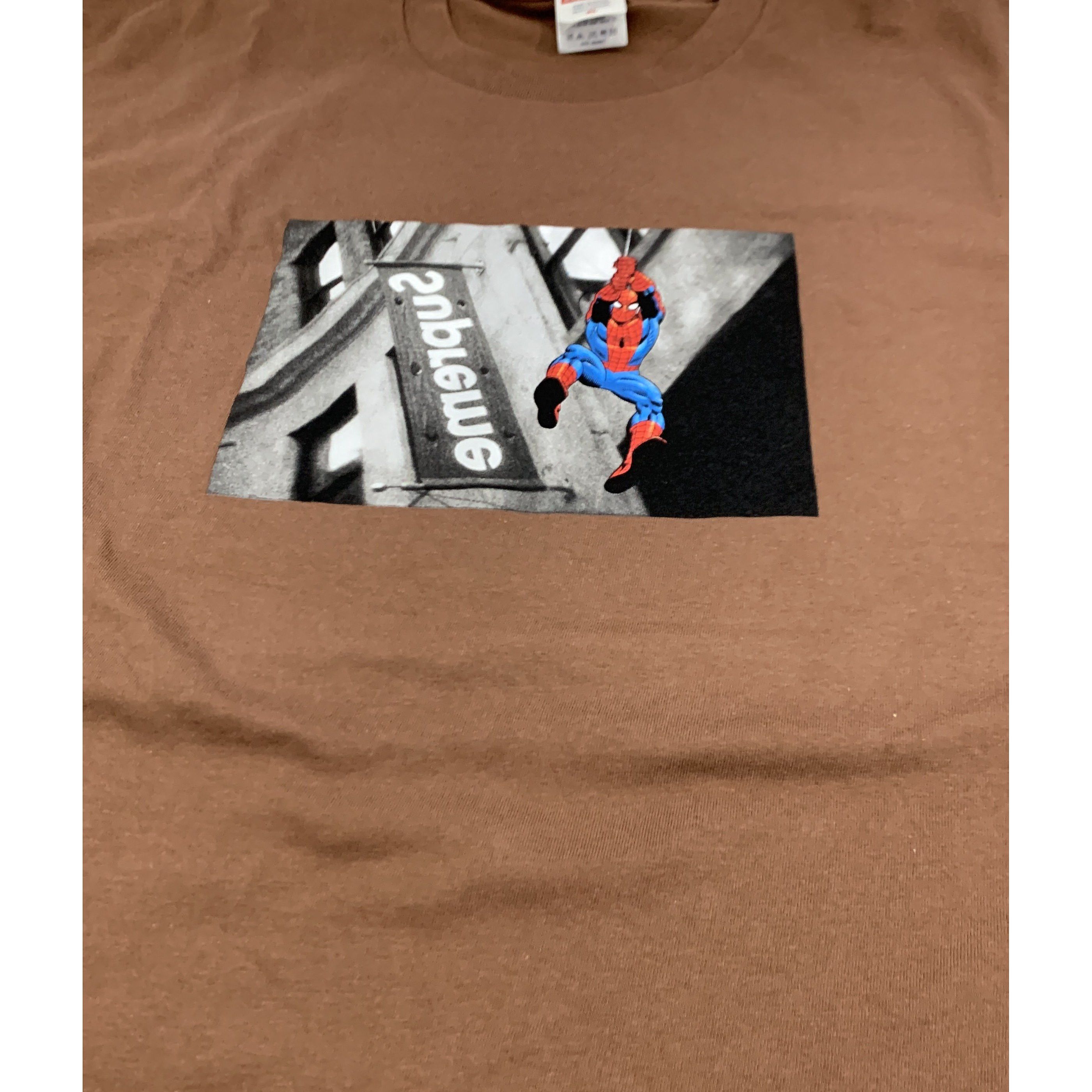 Supreme Supreme Spider-Man Graphic T-Shirt XL Size US XL / EU 56 / 4 - 3 Thumbnail