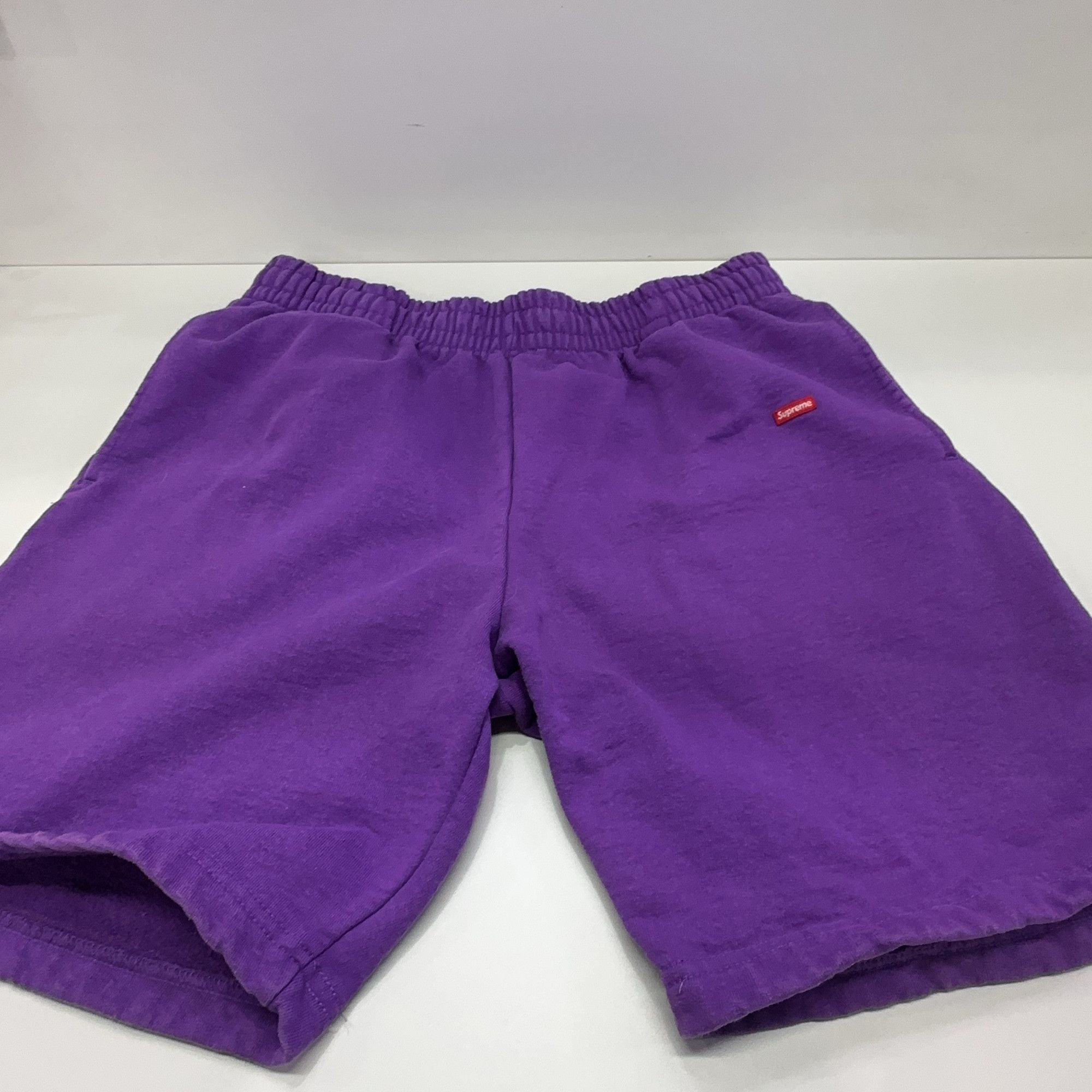 Supreme Supreme Small Box Sweatshorts Purple M Size US 32 / EU 48 - 7 Thumbnail
