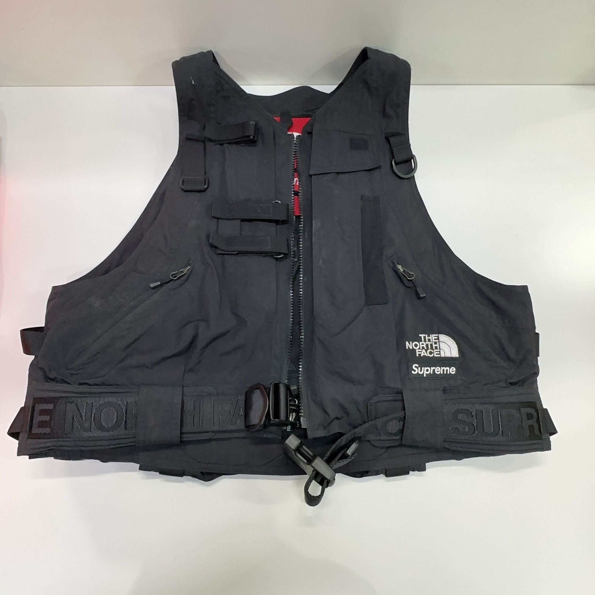 Supreme Supreme x The North Face RTG Jacket Size M Size US M / EU 48-50 / 2 - 18 Thumbnail