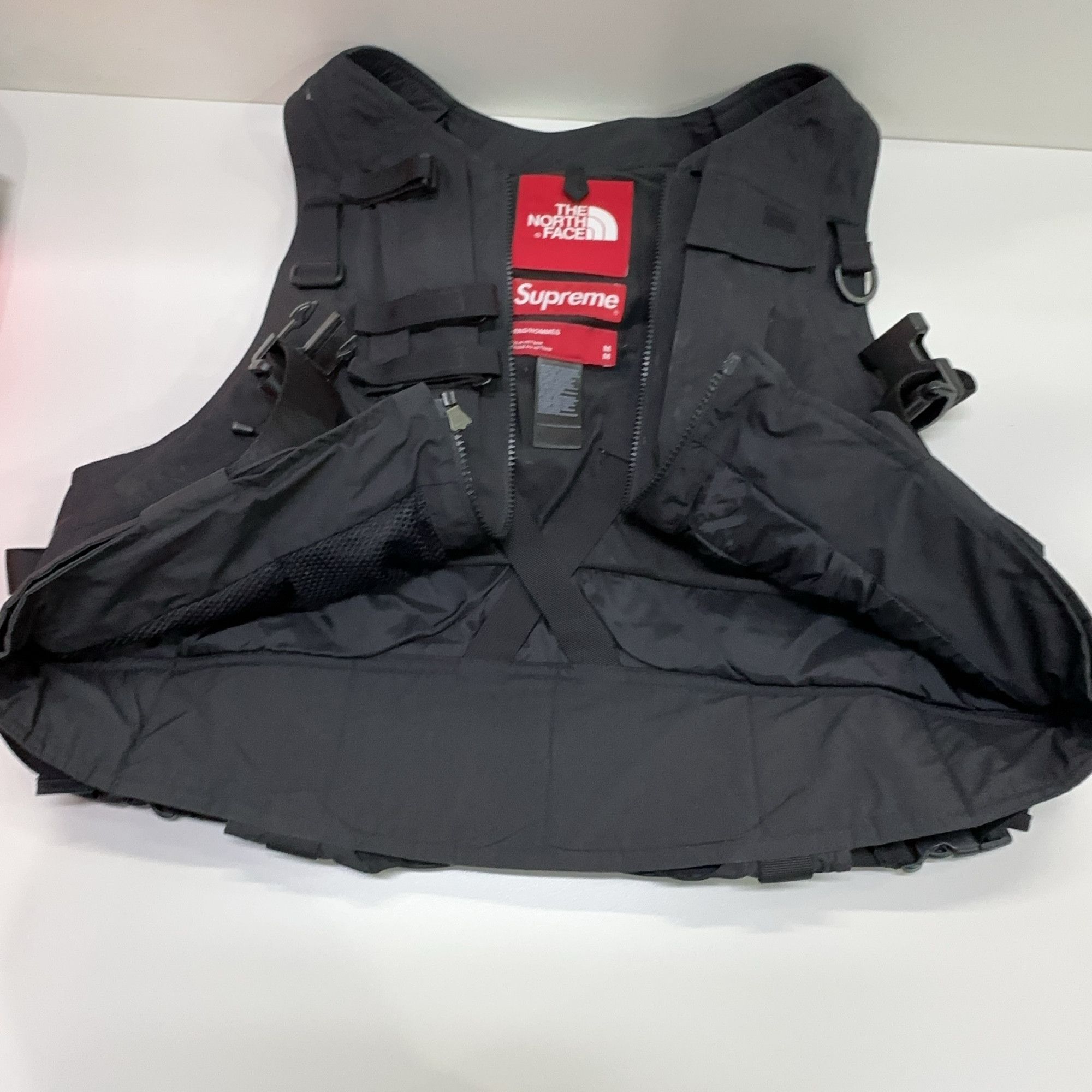 Supreme Supreme x The North Face RTG Jacket Size M Size US M / EU 48-50 / 2 - 19 Thumbnail