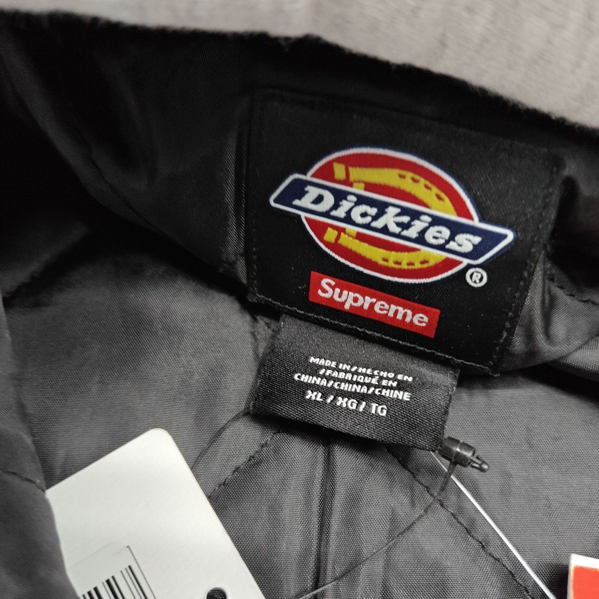 Supreme Supreme x Dickies Quilted Lined Zip Up Hoodie Size XL Size US XL / EU 56 / 4 - 3 Thumbnail