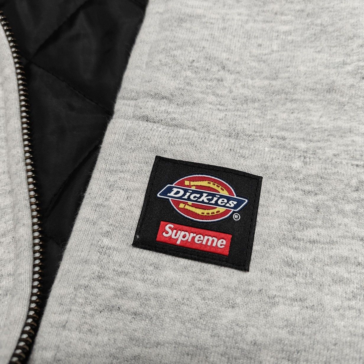 Supreme Supreme x Dickies Quilted Lined Zip Up Hoodie Size XL Size US XL / EU 56 / 4 - 5 Thumbnail