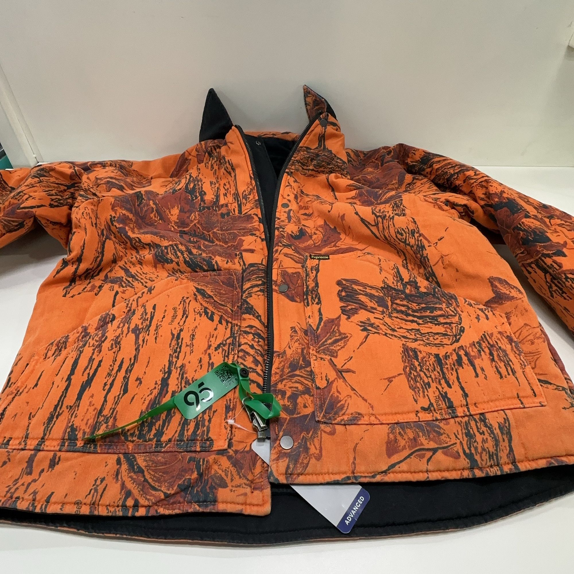 Supreme Supreme x Realtree Reversible Work Jacket S Size US S / EU 44-46 / 1 - 7 Thumbnail