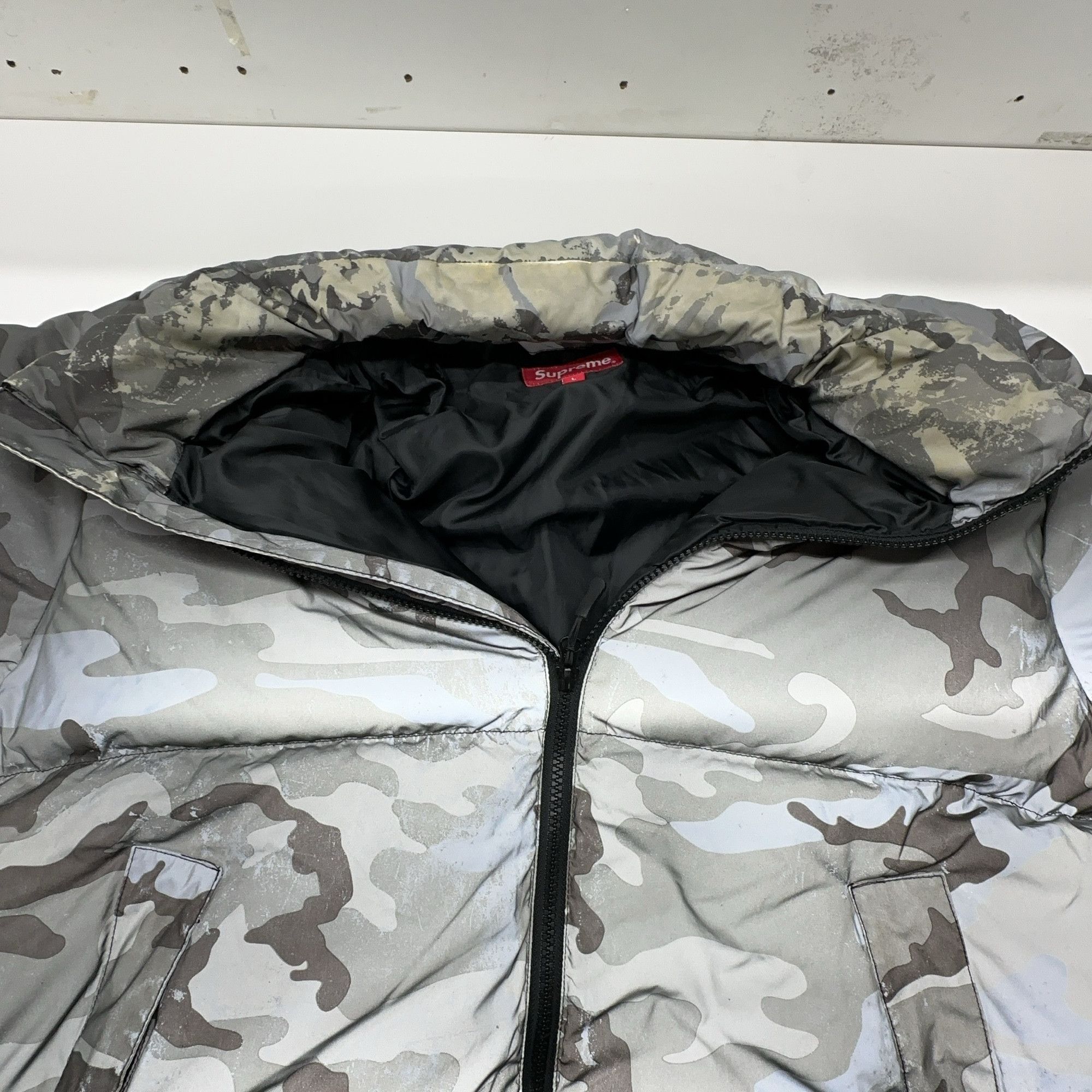 Supreme Supreme Reflective Camo Puffer Jacket Size L Size US L / EU 52-54 / 3 - 5 Thumbnail