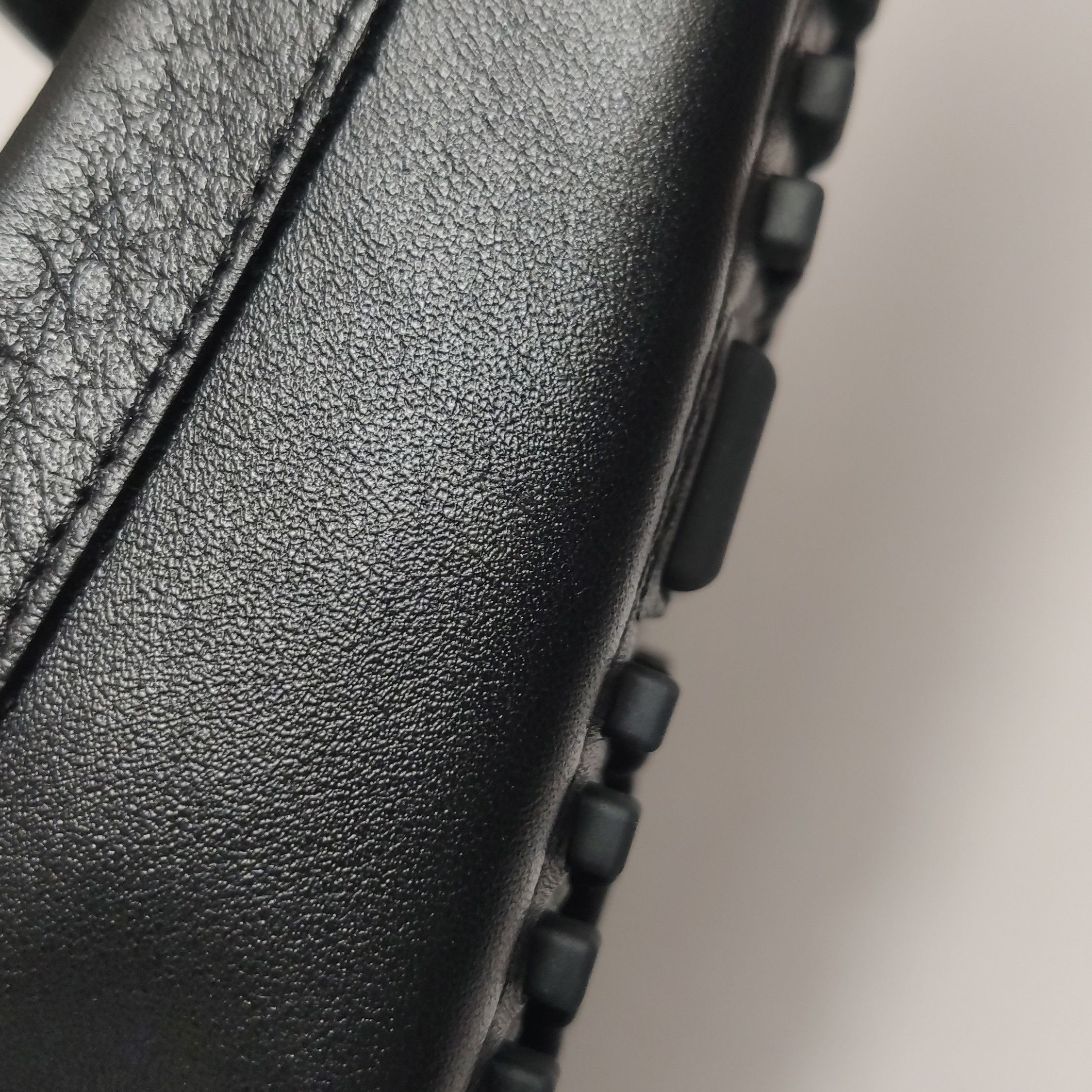 Gucci Gucci Men 5.5 Leather Size US 5.5 / EU 38 - 8 Thumbnail