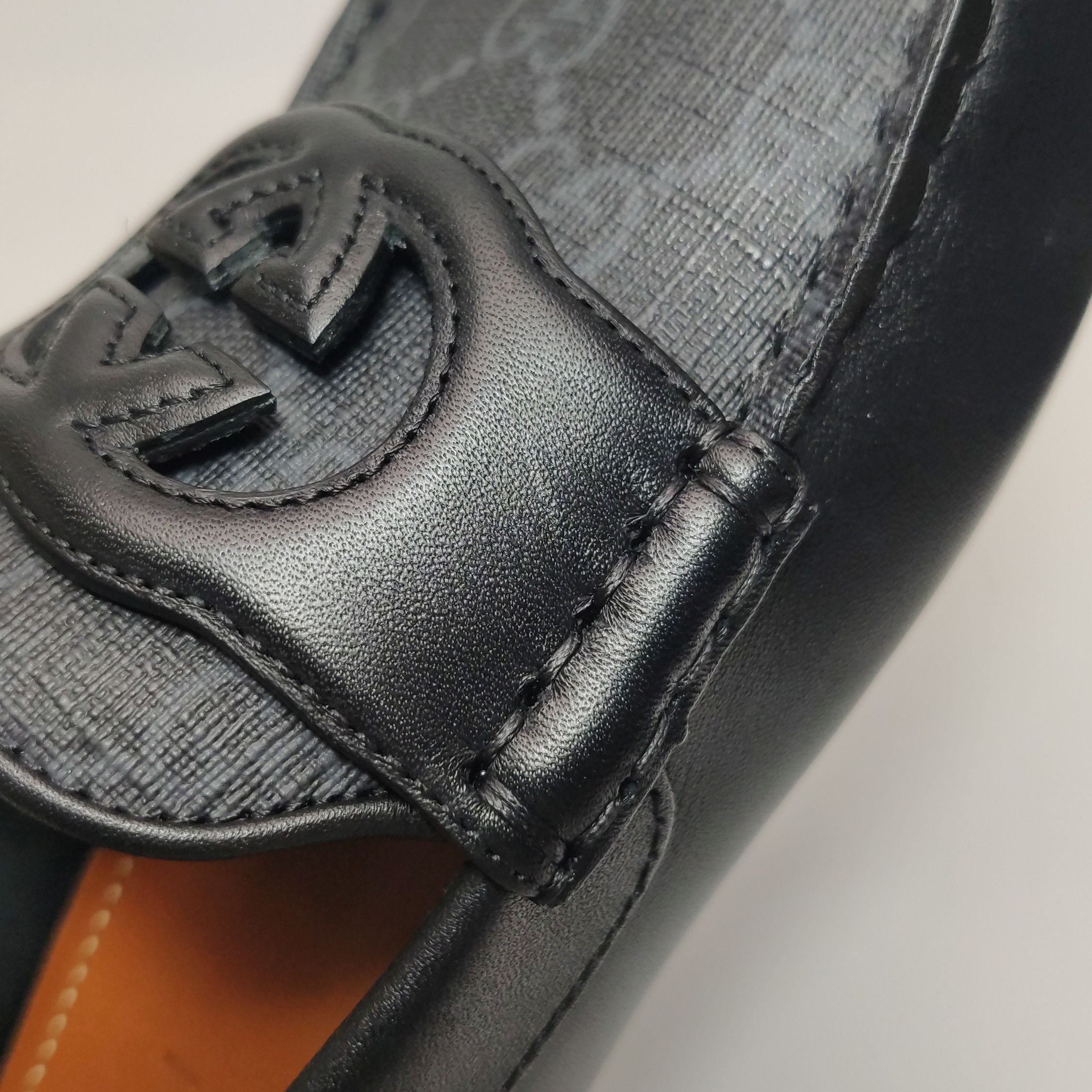 Gucci Gucci Men 6 Lowtop Sneakers Size US 6 / EU 39 - 7 Thumbnail