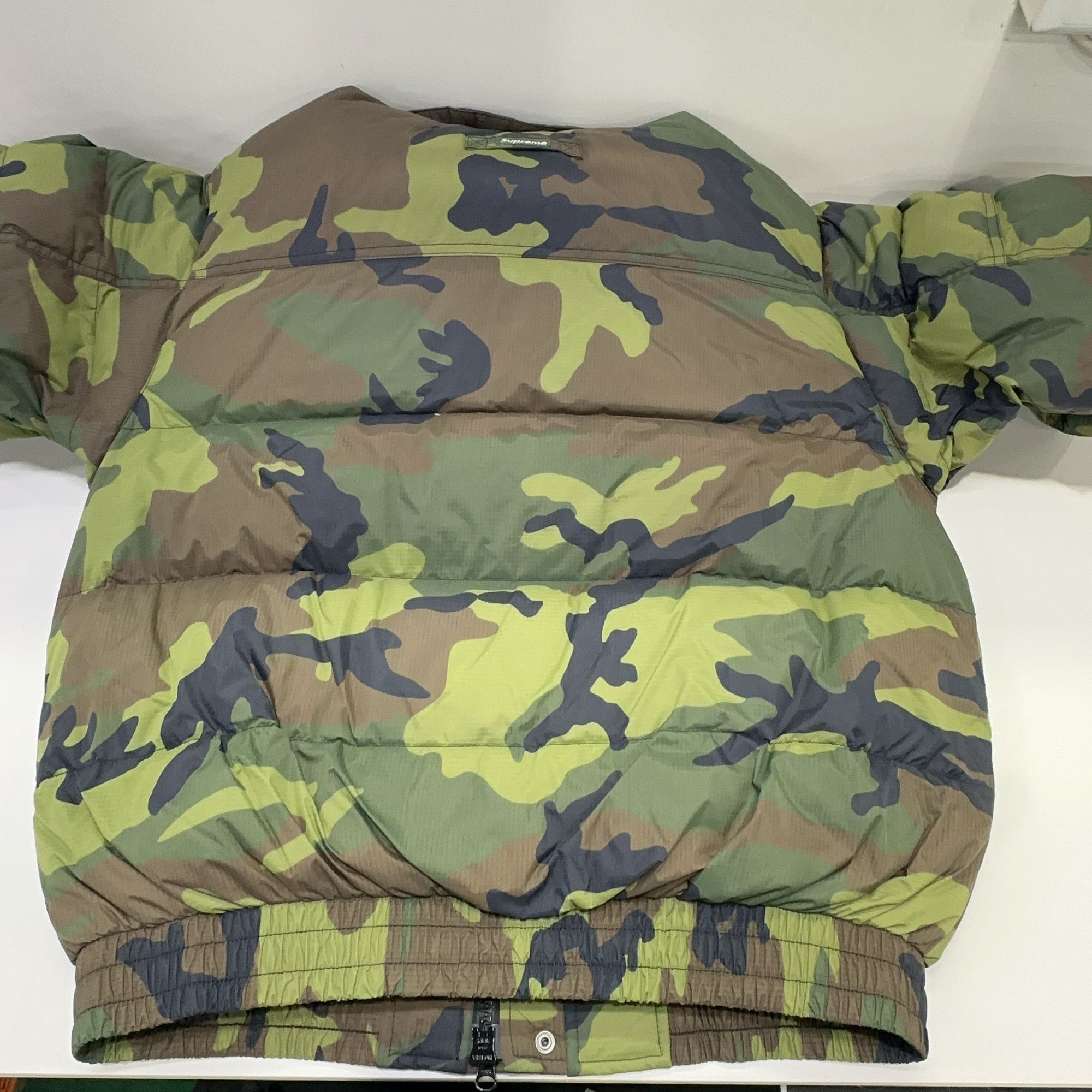Supreme Supreme Woodland Camo 700-Fill Puffer Jacket Size M Size US M / EU 48-50 / 2 - 11 Thumbnail