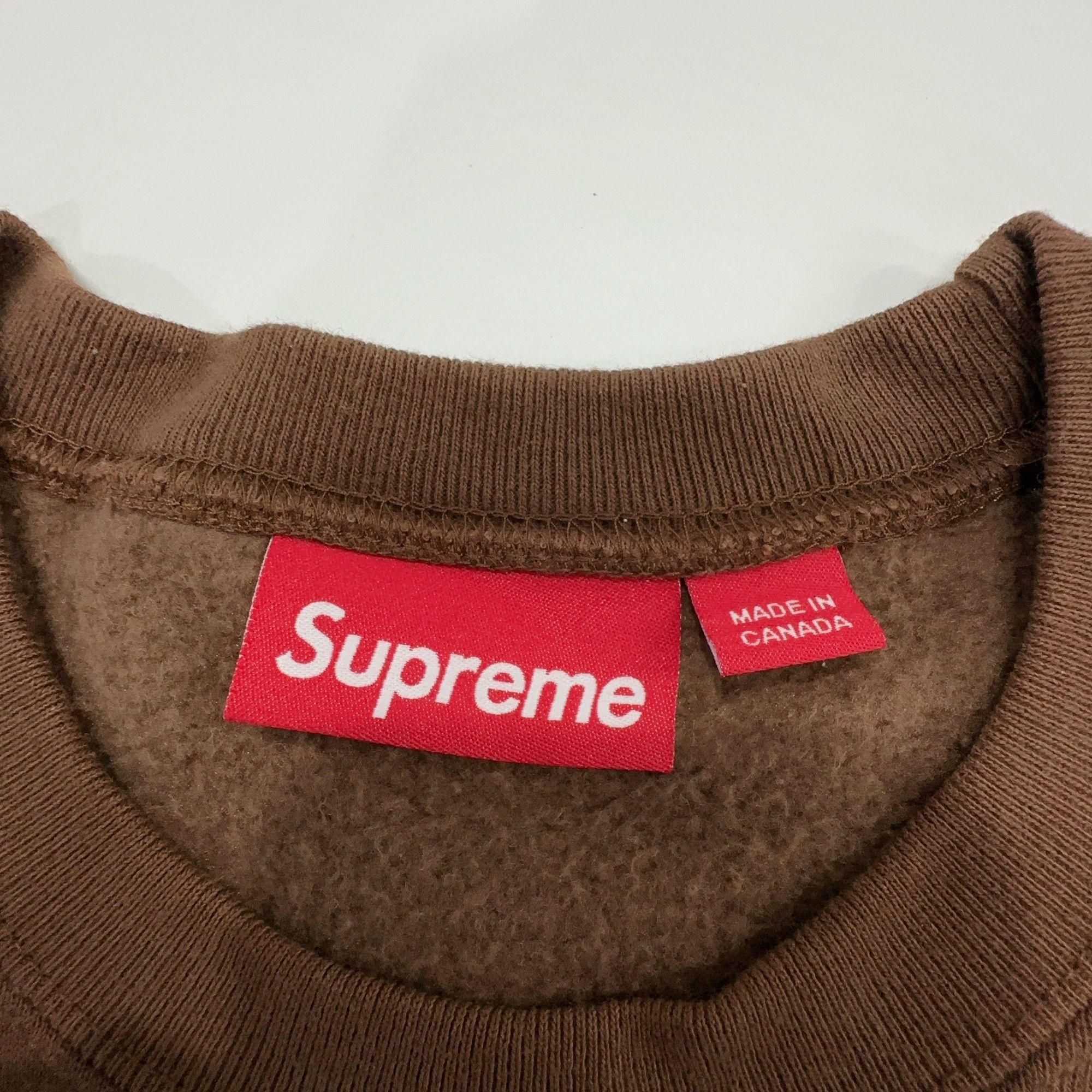 Supreme Supreme Emblem Crewneck Sweatshirt Brown Size M Size US M / EU 48-50 / 2 - 3 Thumbnail