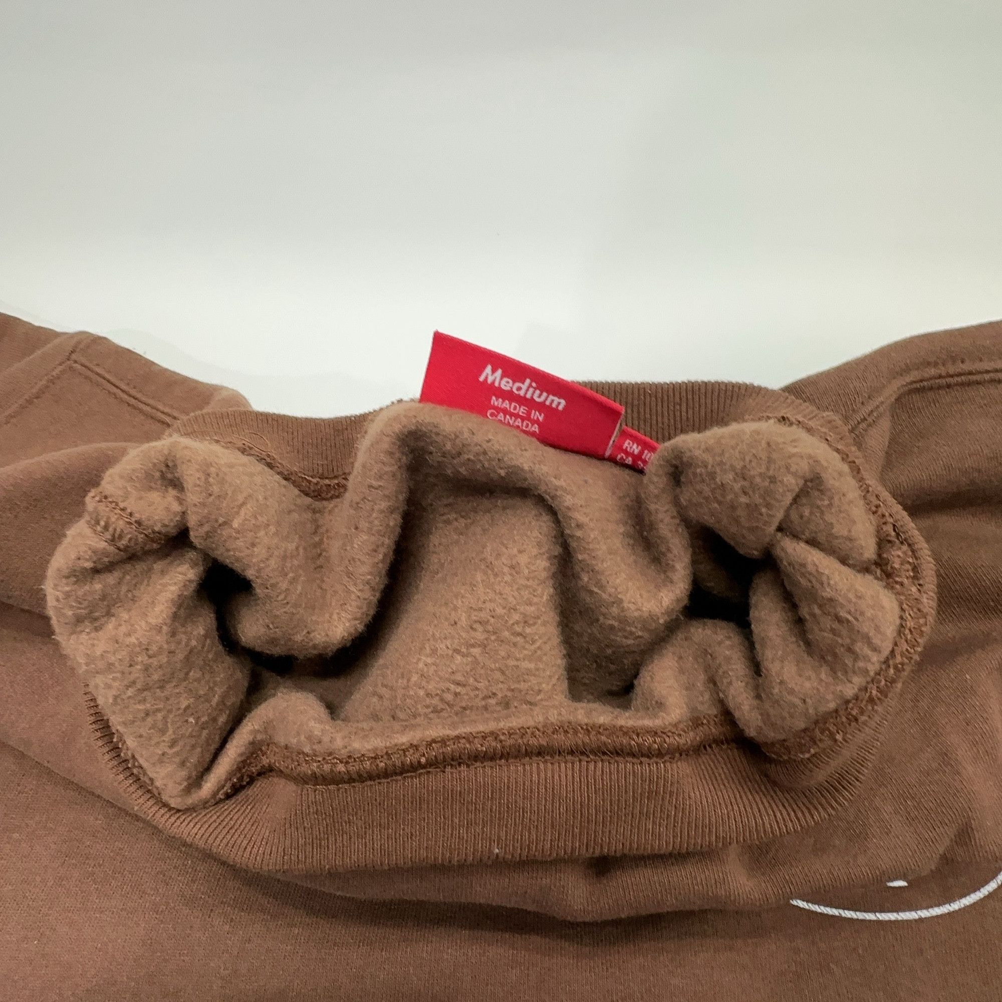 Supreme Supreme Emblem Crewneck Sweatshirt Brown Size M Size US M / EU 48-50 / 2 - 6 Thumbnail