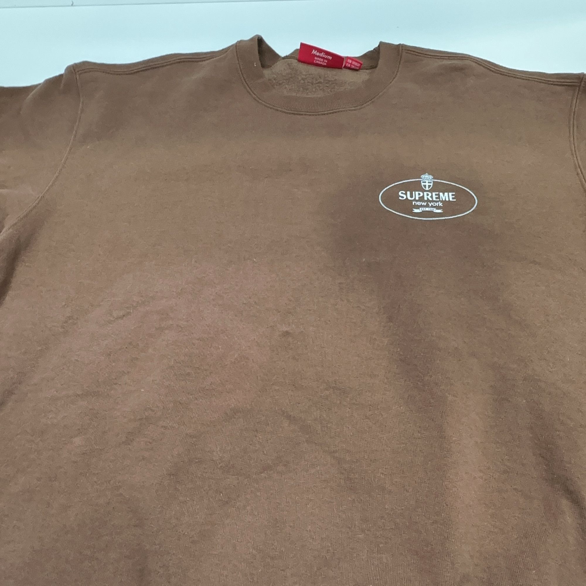 Supreme Supreme Emblem Crewneck Sweatshirt Brown Size M Size US M / EU 48-50 / 2 - 7 Thumbnail