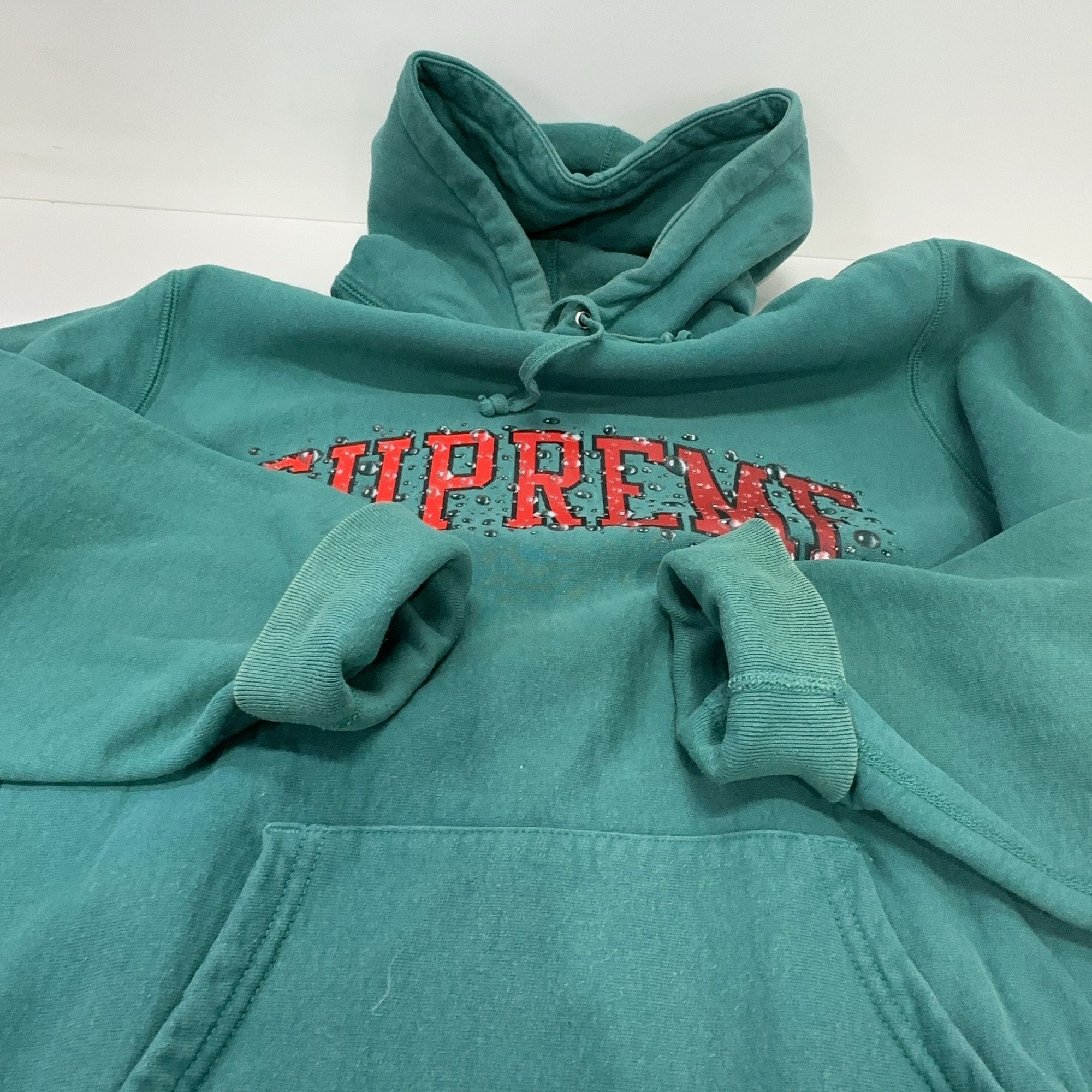 Supreme Supreme Water Arc Hoodie Size L Size US L / EU 52-54 / 3 - 11 Thumbnail