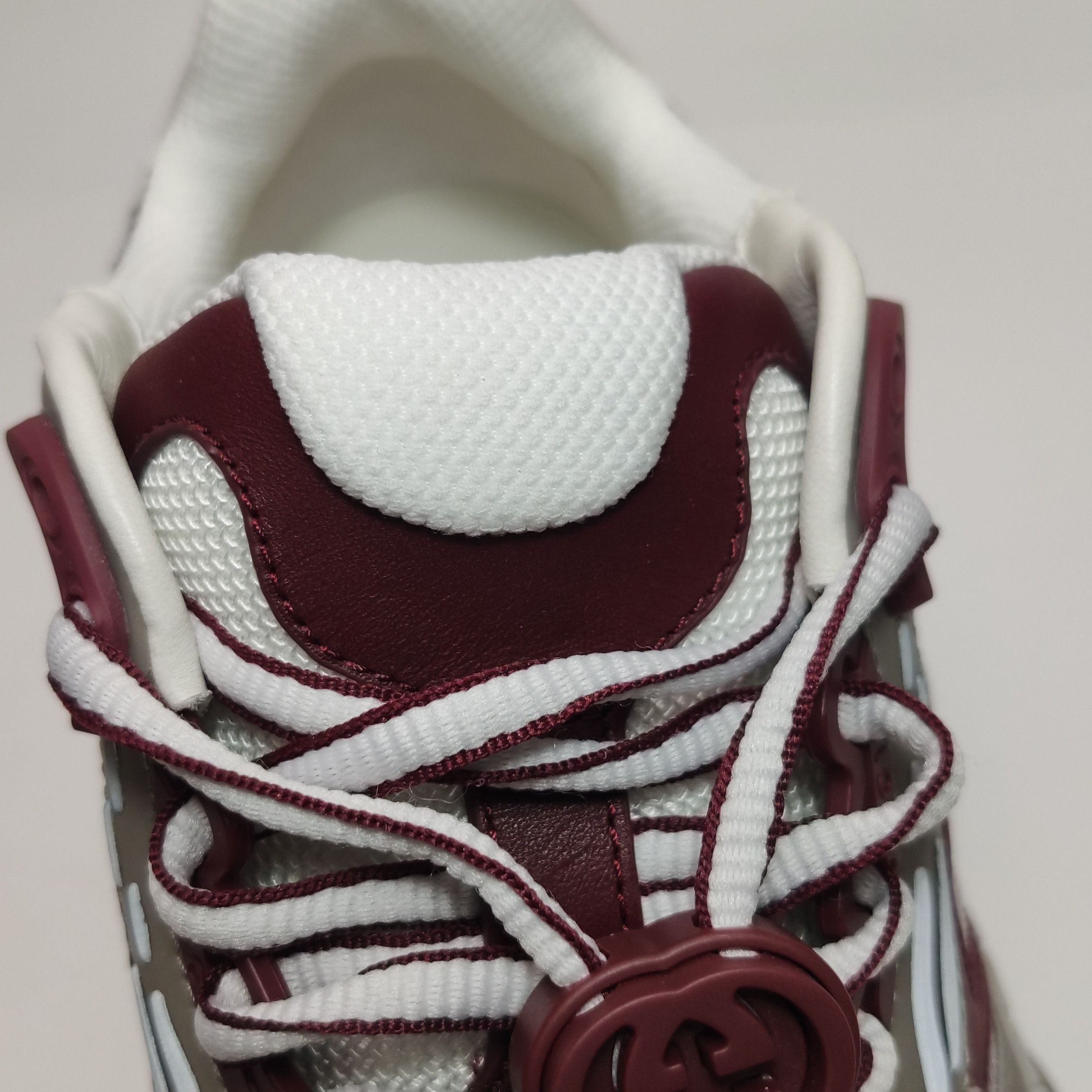 Gucci Gucci Men 6 Lowtop Sneakers Size US 6 / EU 39 - 7 Thumbnail
