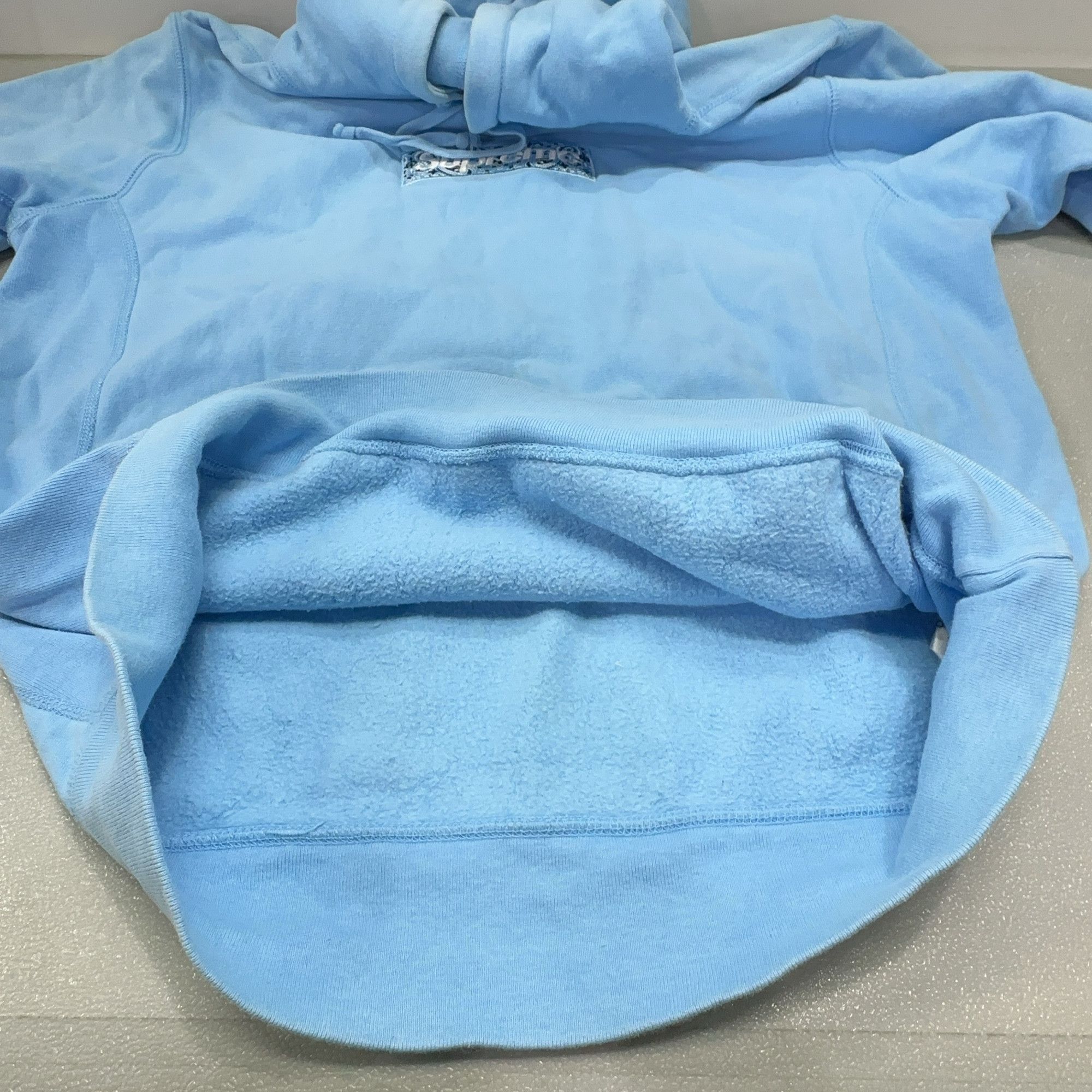 Supreme Supreme Bandana Box Logo Hoodie Light Blue Size L Size US L / EU 52-54 / 3 - 10 Thumbnail