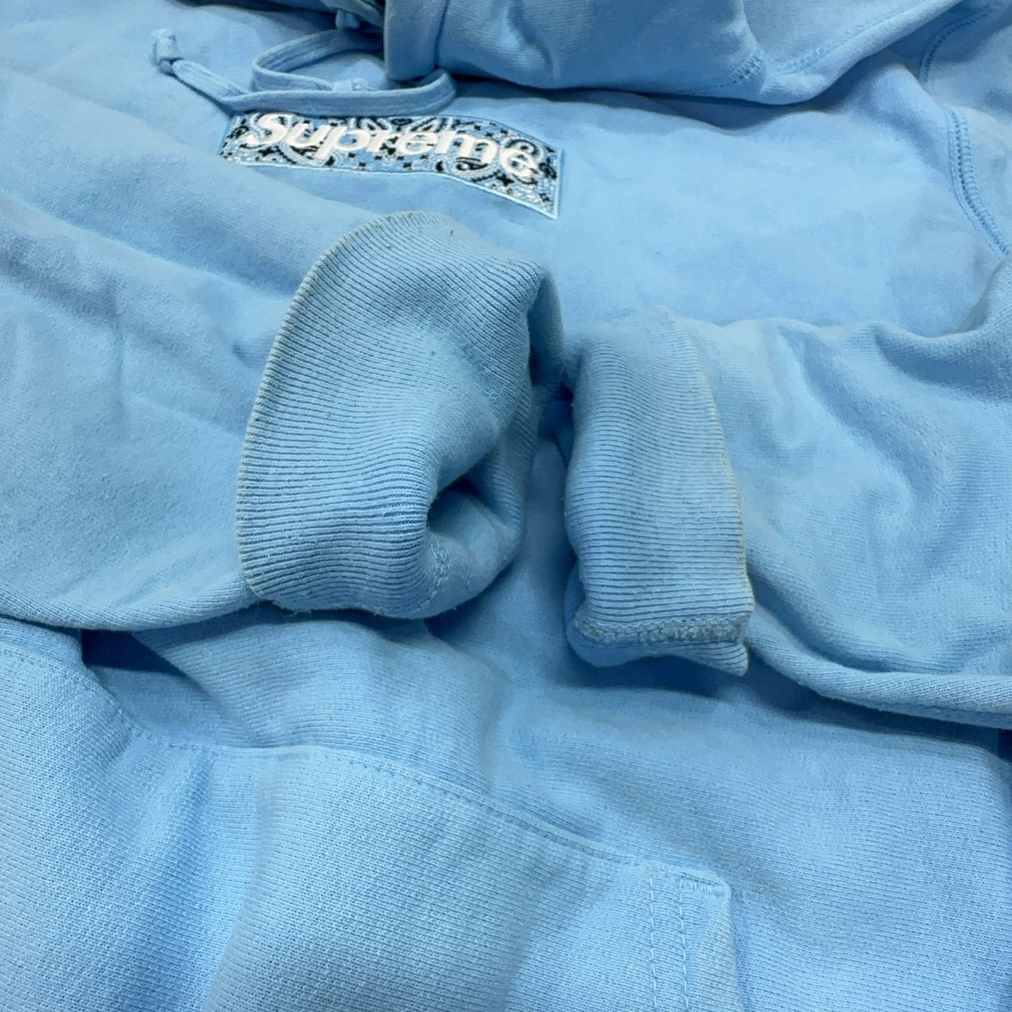 Supreme Supreme Bandana Box Logo Hoodie Light Blue Size L Size US L / EU 52-54 / 3 - 12 Thumbnail