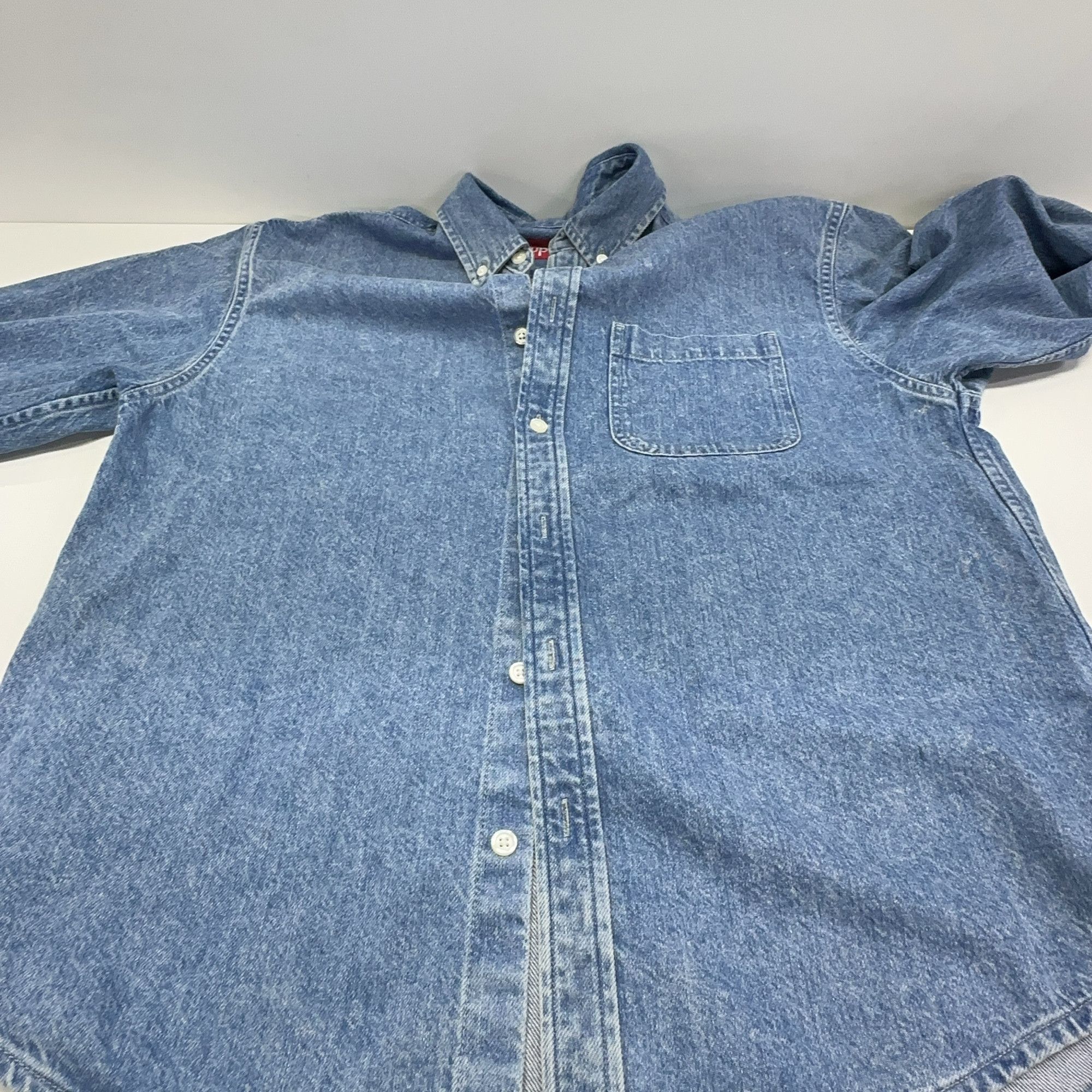 Supreme Supreme Appliqué Denim Shirt Size S Size US S / EU 44-46 / 1 - 6 Thumbnail