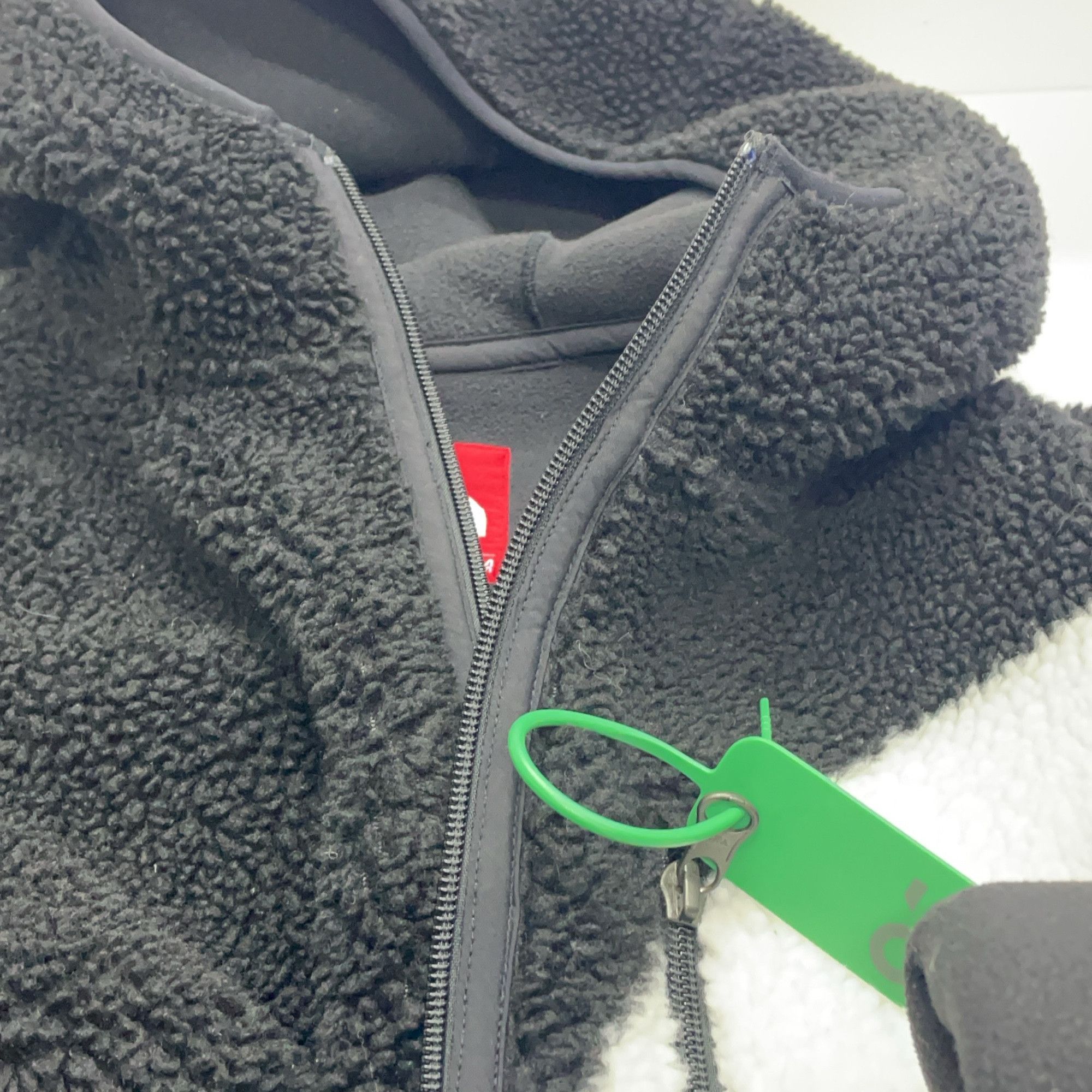 Supreme Supreme x The North Face S Logo Fleece Jacket Size M Size US M / EU 48-50 / 2 - 5 Thumbnail