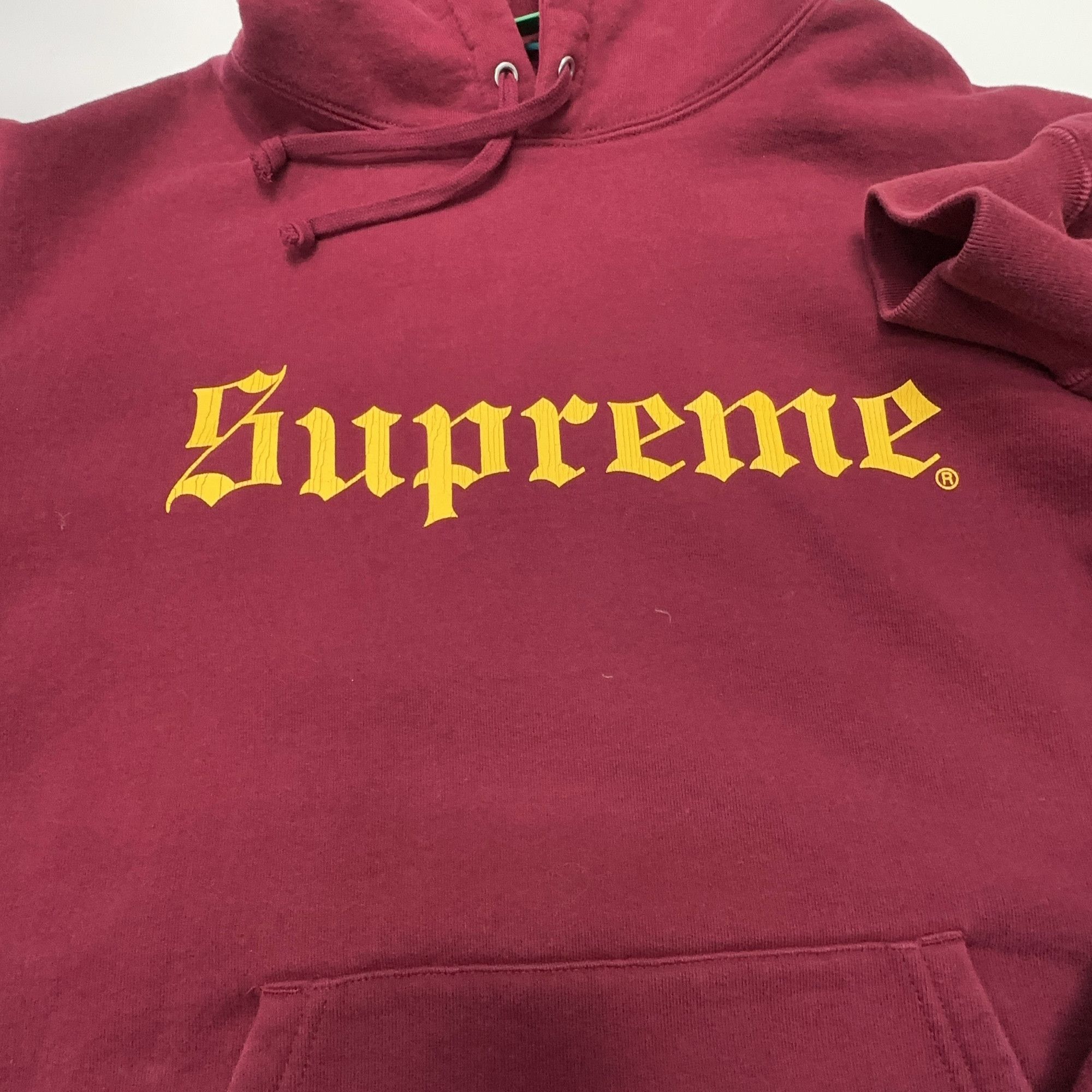 Supreme Supreme Old English Hooded Sweatshirt Size M Size US M / EU 48-50 / 2 - 4 Thumbnail