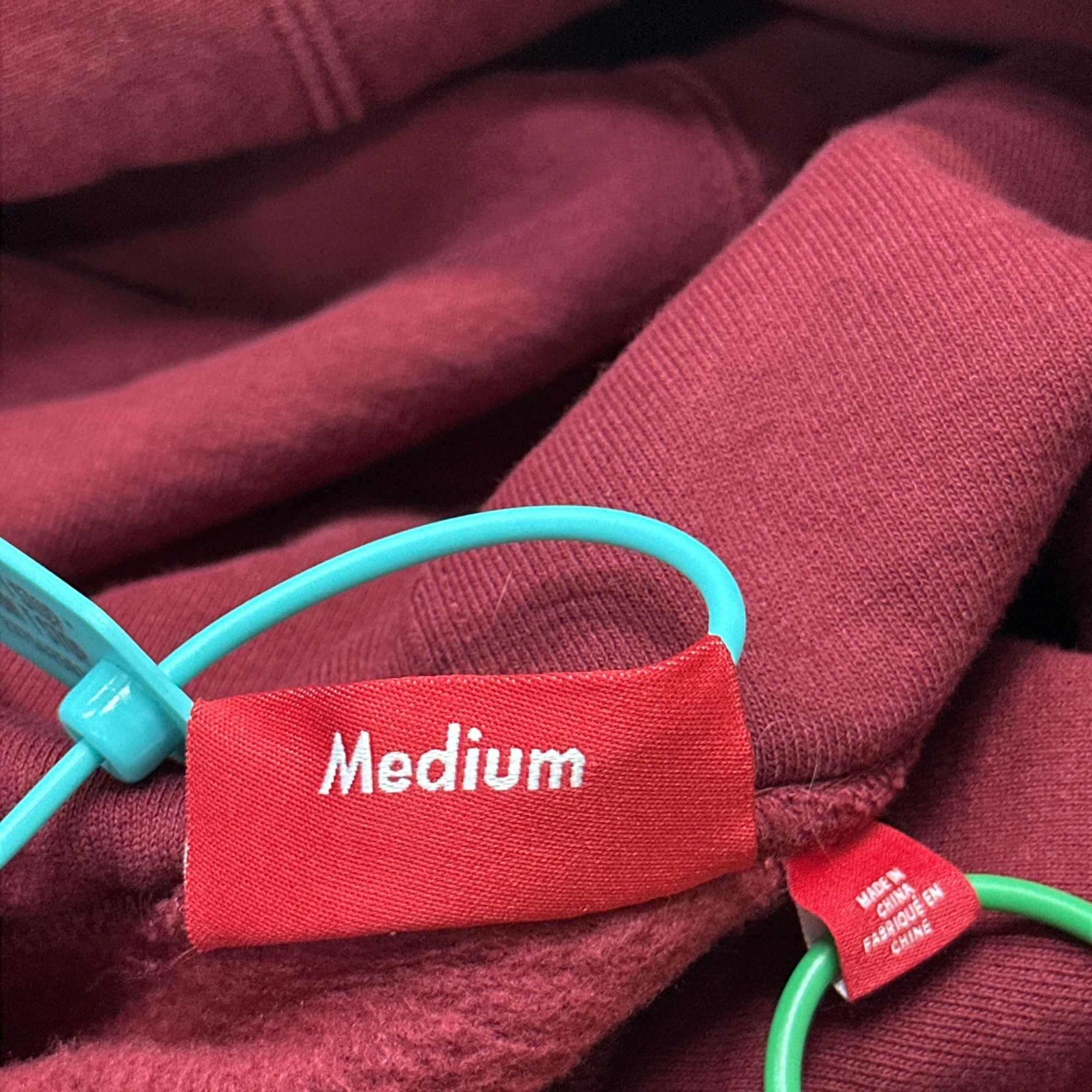 Supreme Supreme Old English Hooded Sweatshirt Size M Size US M / EU 48-50 / 2 - 2 Thumbnail